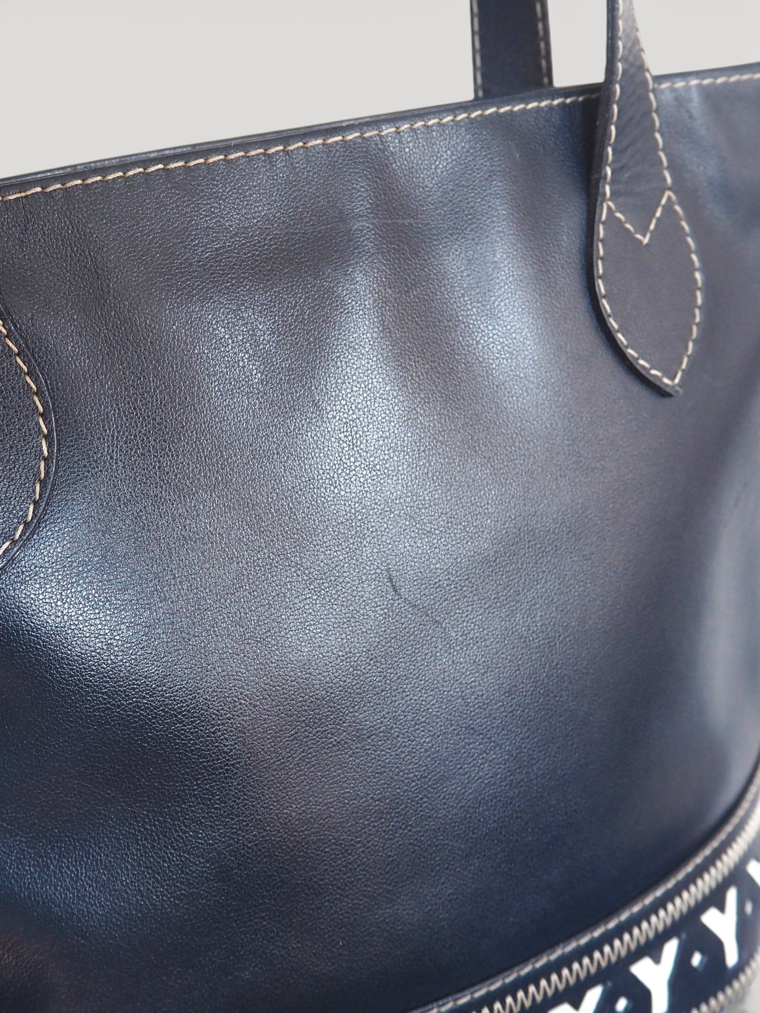 YVES SAINT LAURENT SHOULDER BAG