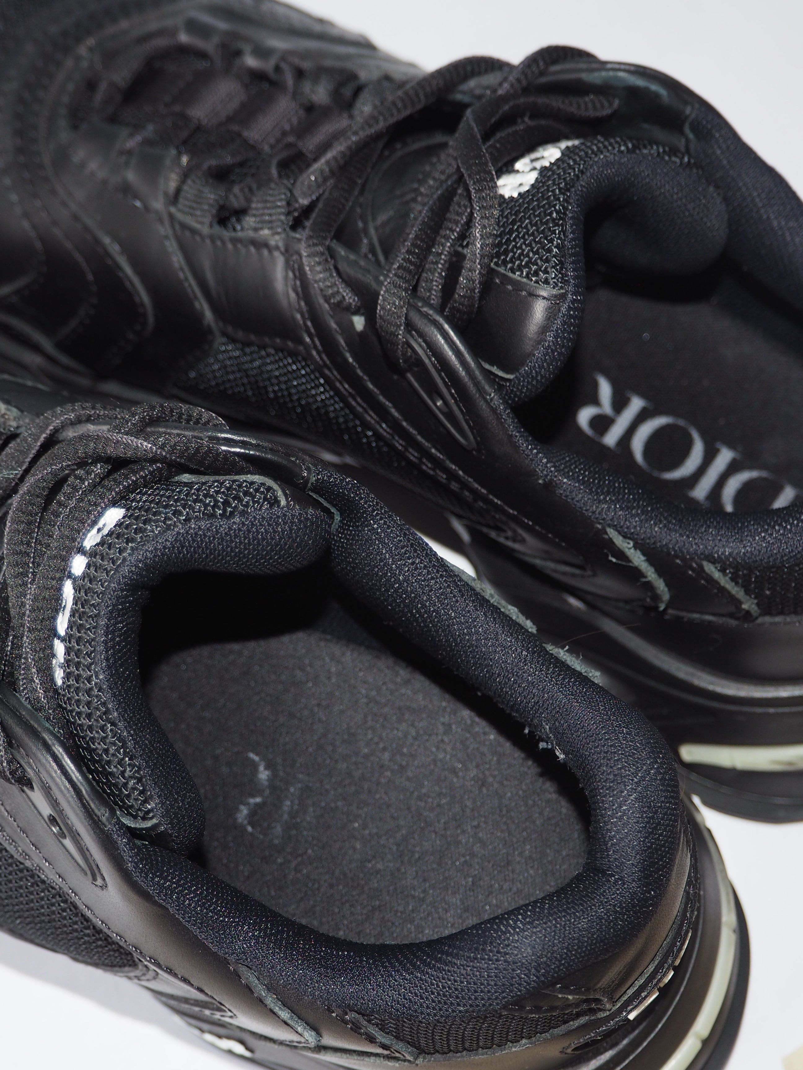 DIOR CD1 LT BLACK SNEAKERS - EU 40