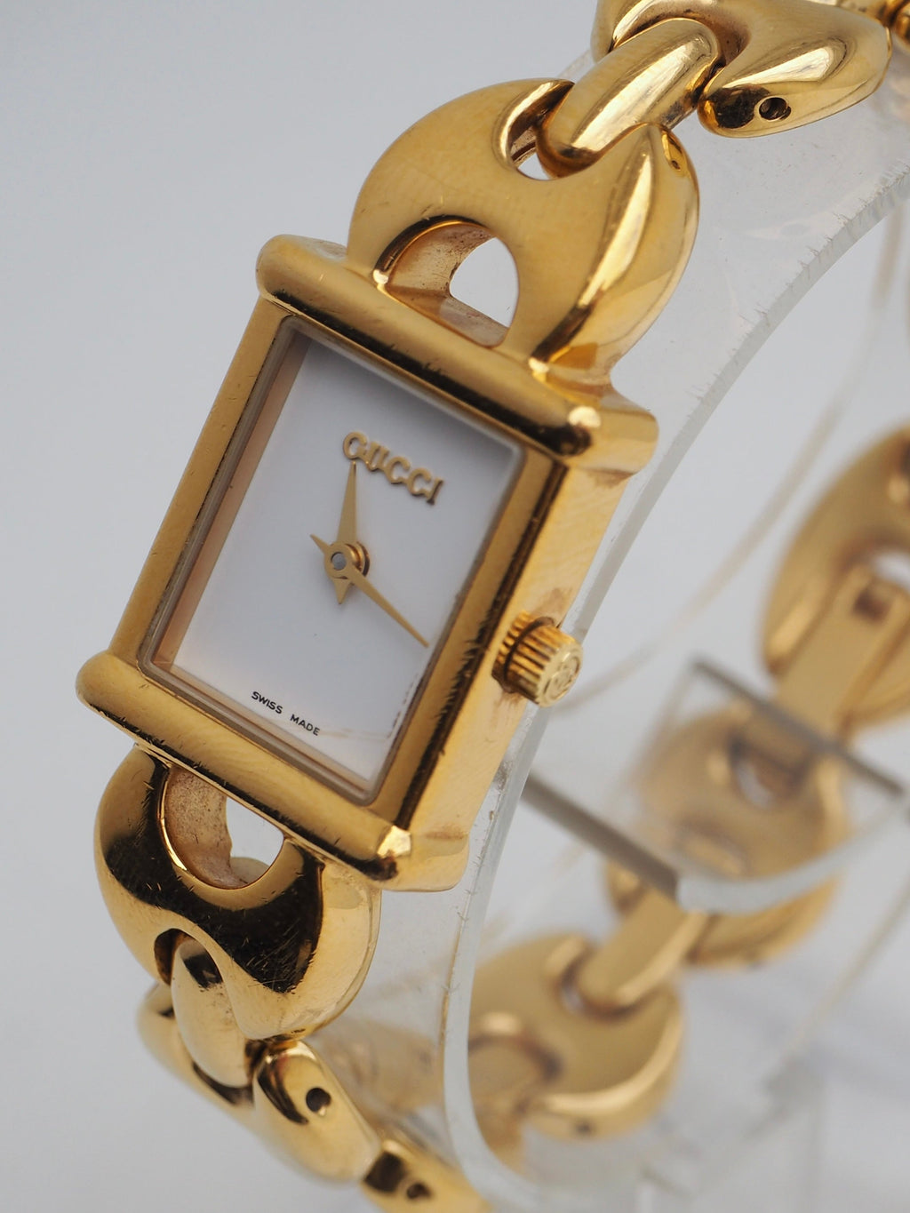 GUCCI 1800L WATCH GOLD