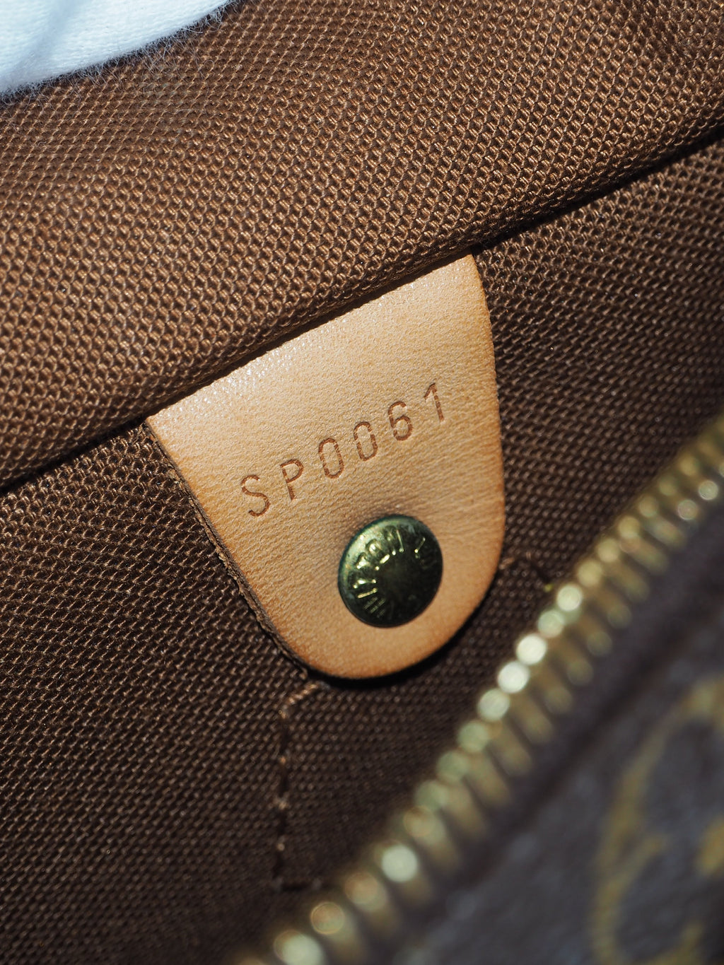 LOUIS VUITTON SPEEDY 25 MONOGRAM