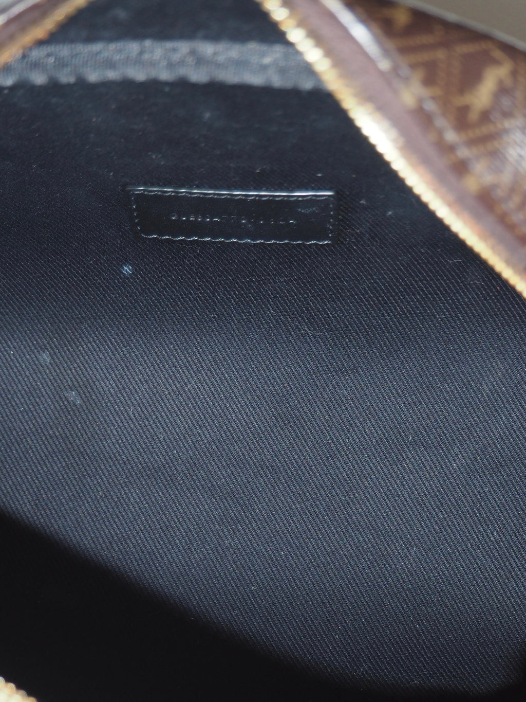 YVES SAINT LAURENT LE MONOGRAMME VANITY CASE