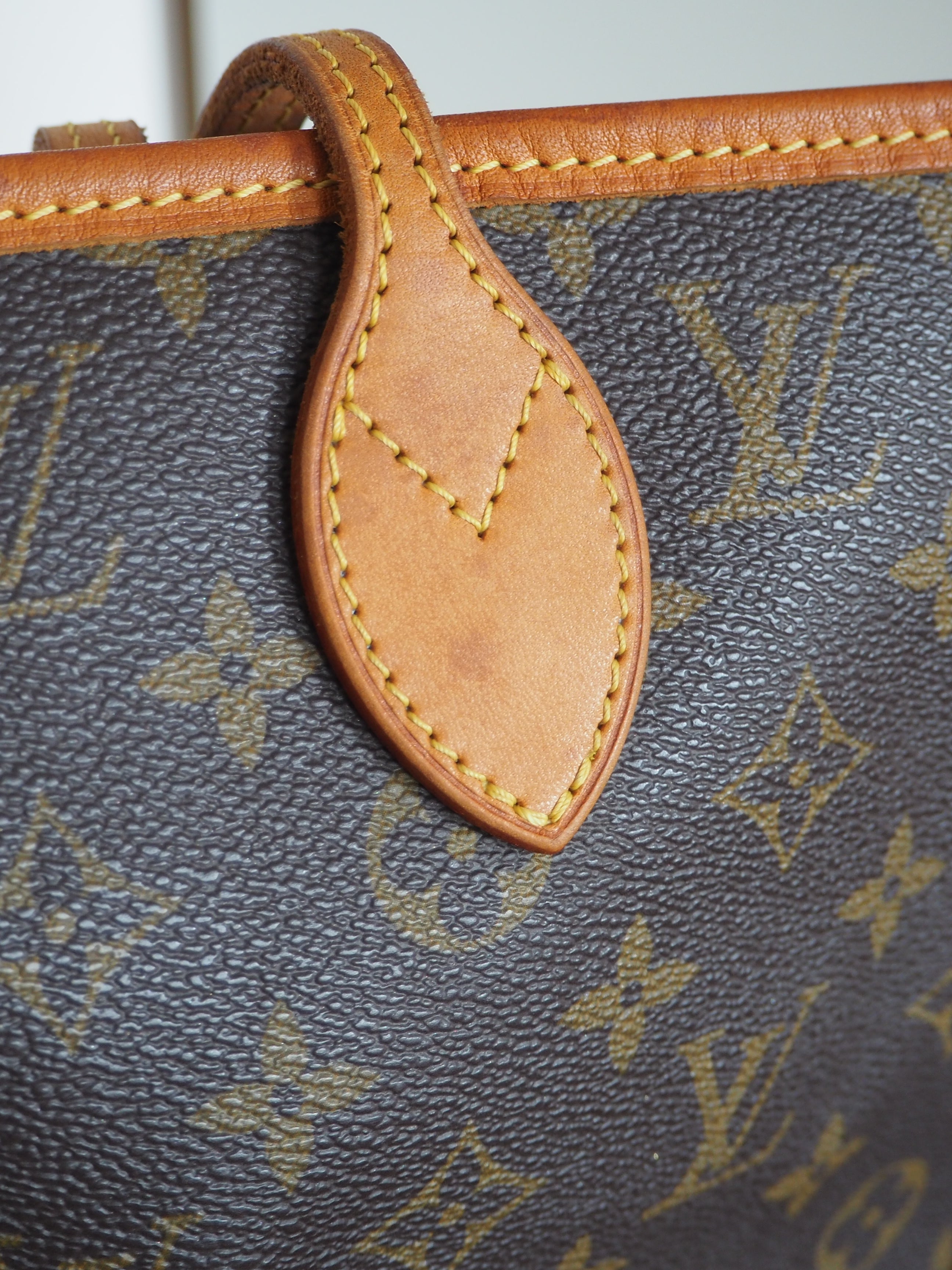 LOUIS VUITTON NEVERFULL MM MONOGRAM CANVAS