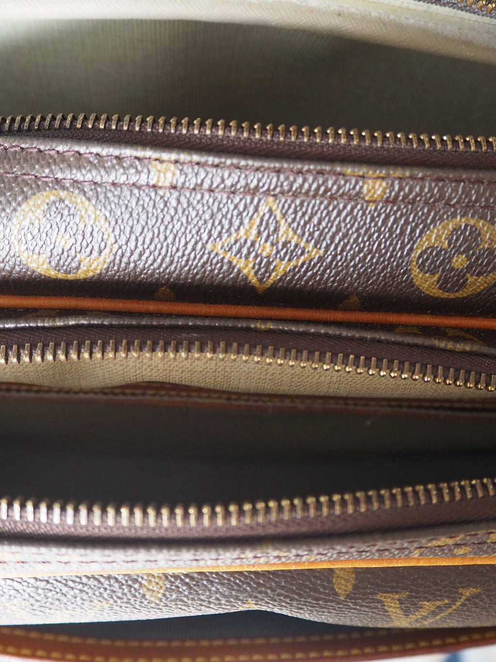 LOUIS VUITTON REPORTER PM