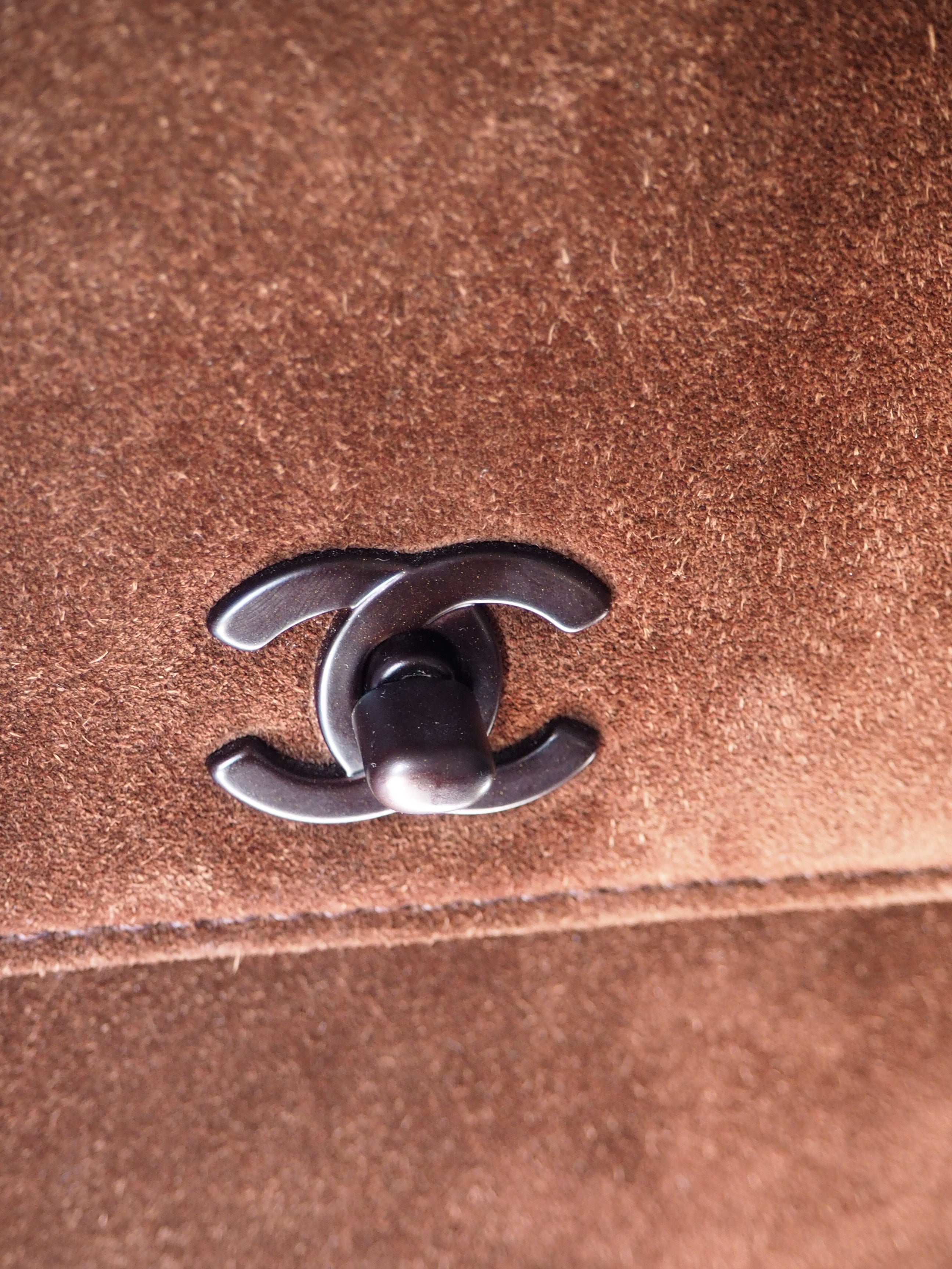 CHANEL SUEDE SHOULDER BAG BROWN
