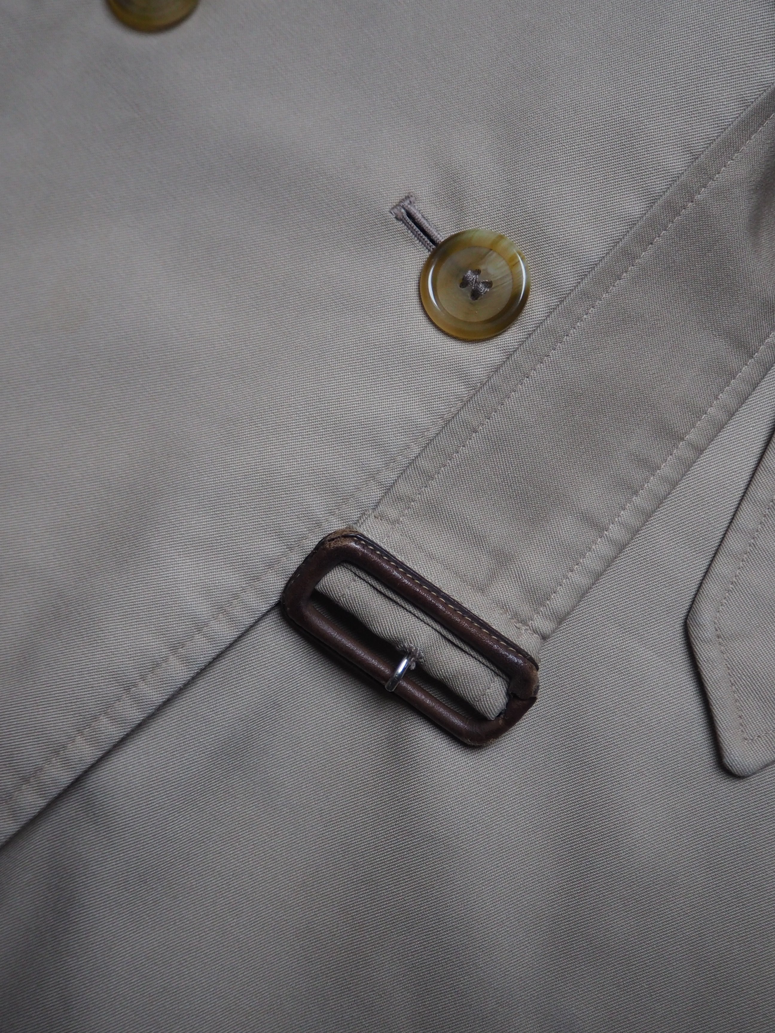 BURBERRY TRENCH COAT - S/M
