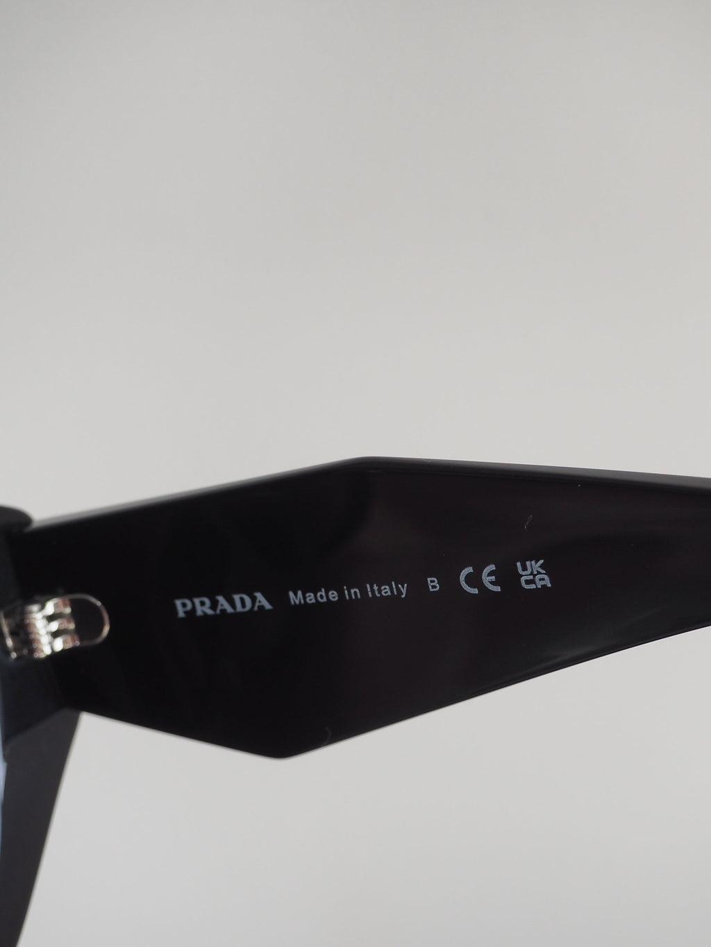 PRADA SPR07Y CAT EYE SUNGLASSES BLACK