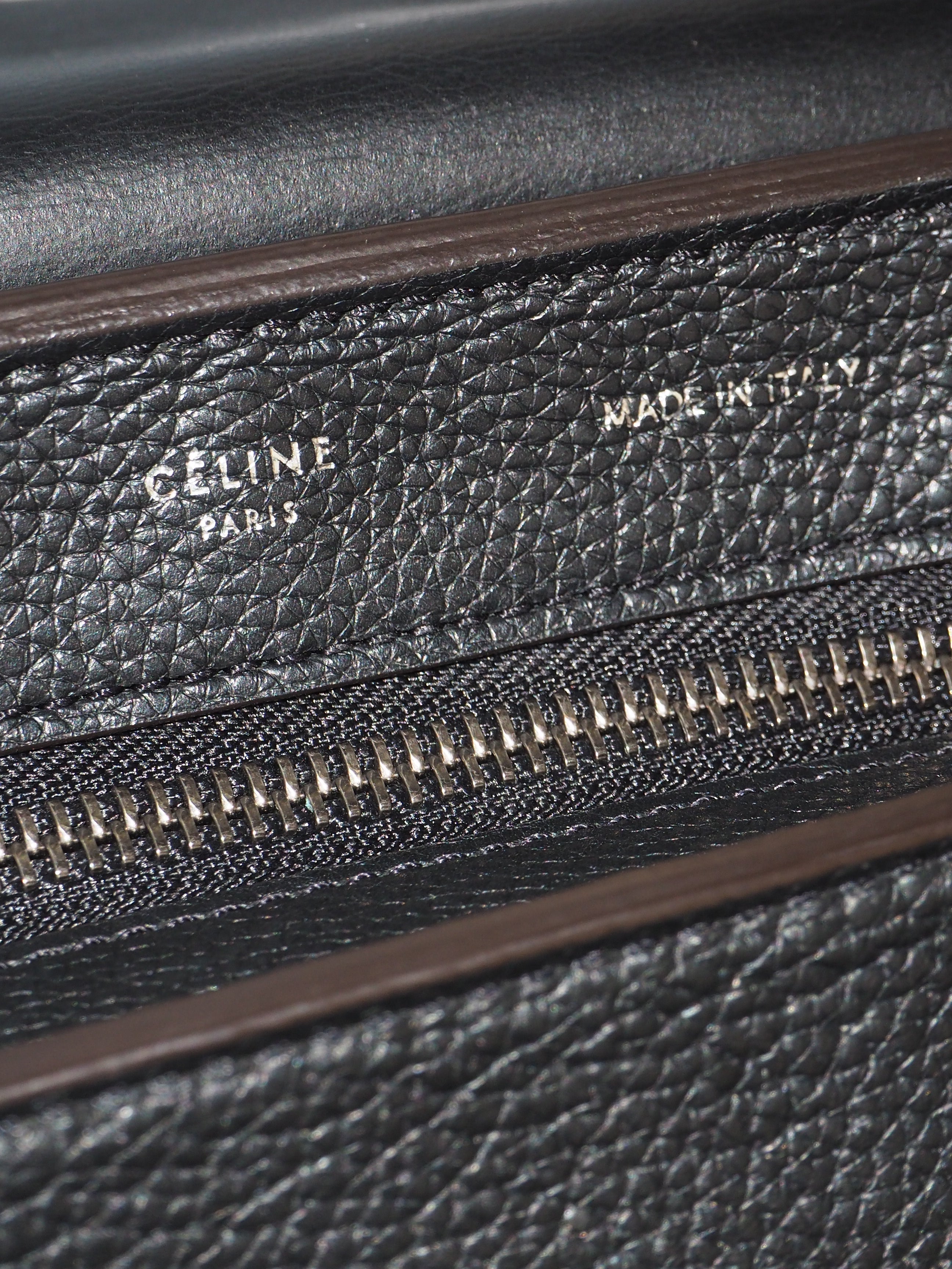 CELINE MEDIUM TRAPÈZE BAG BLACK