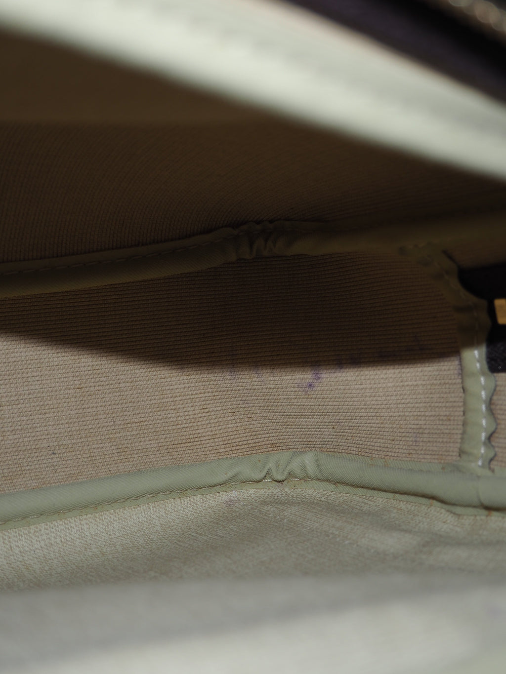 LOUIS VUITTON REPORTER PM SHOULDER BAG