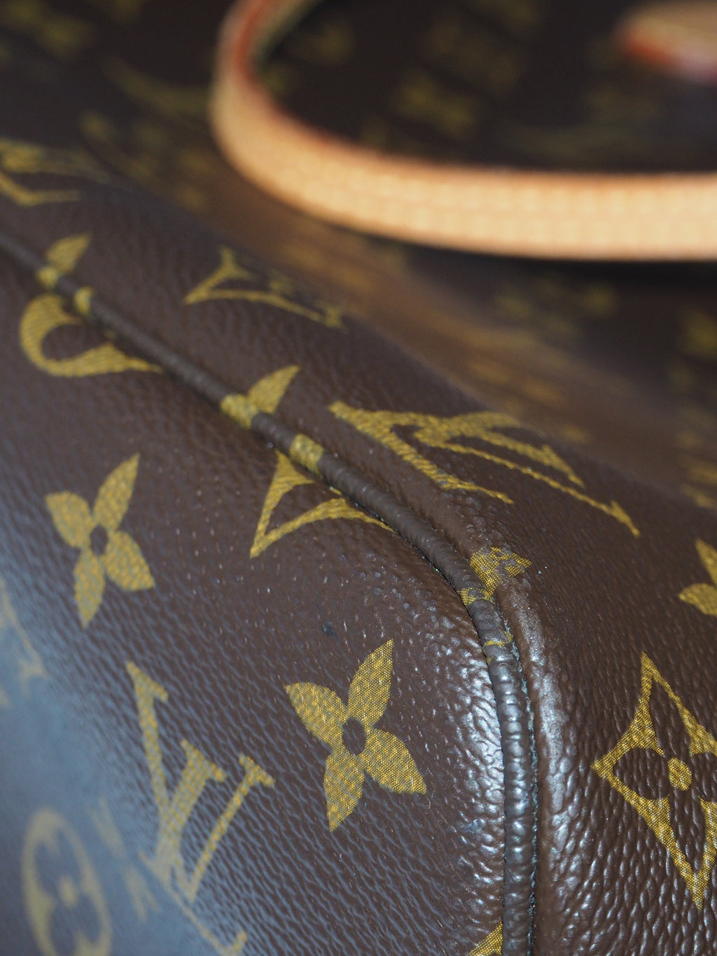 LOUIS VUITTON NEVERFULL MM MONOGRAM CANVAS