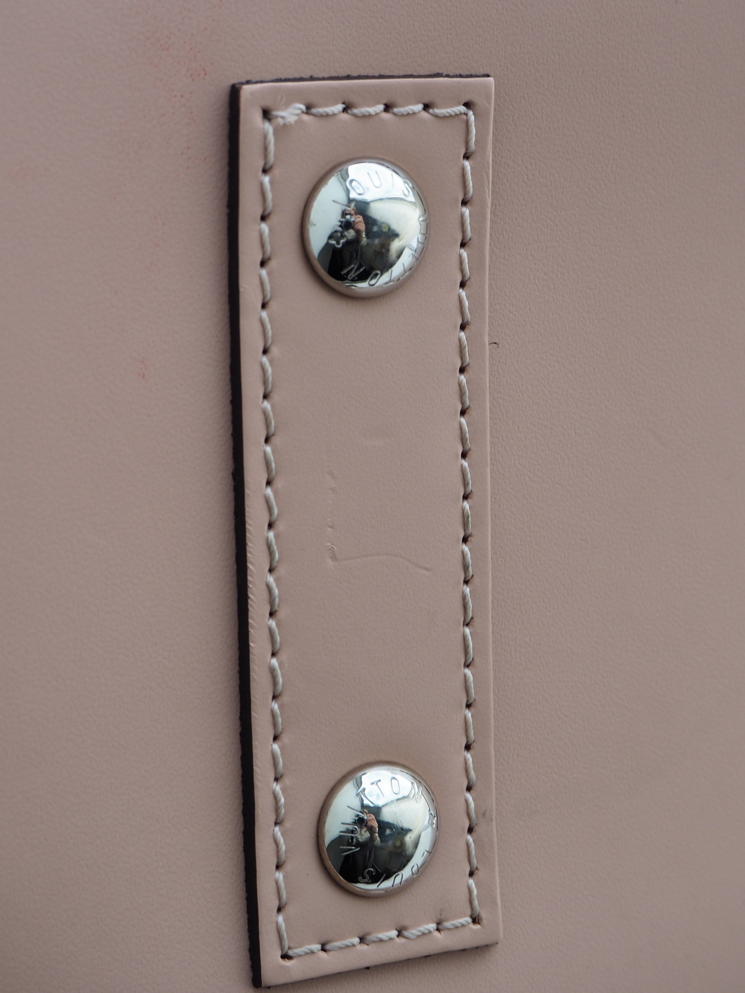 LOUIS VUITTON ALMA BB MAGNOLIA EPI LEATHER