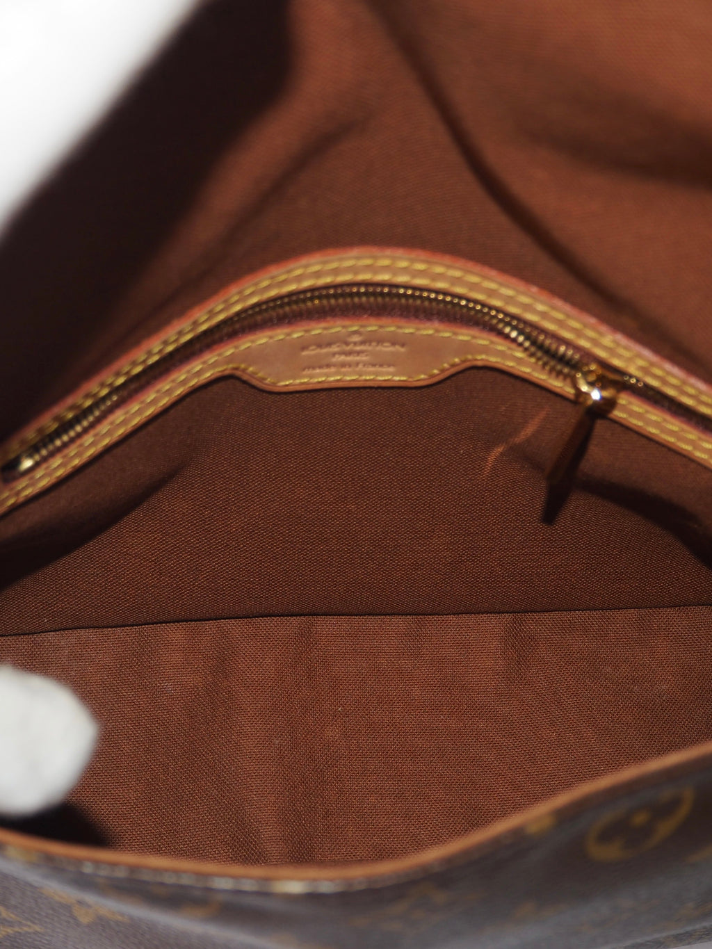 LOUIS VUITTON LOOPING PM SHOULDER BAG