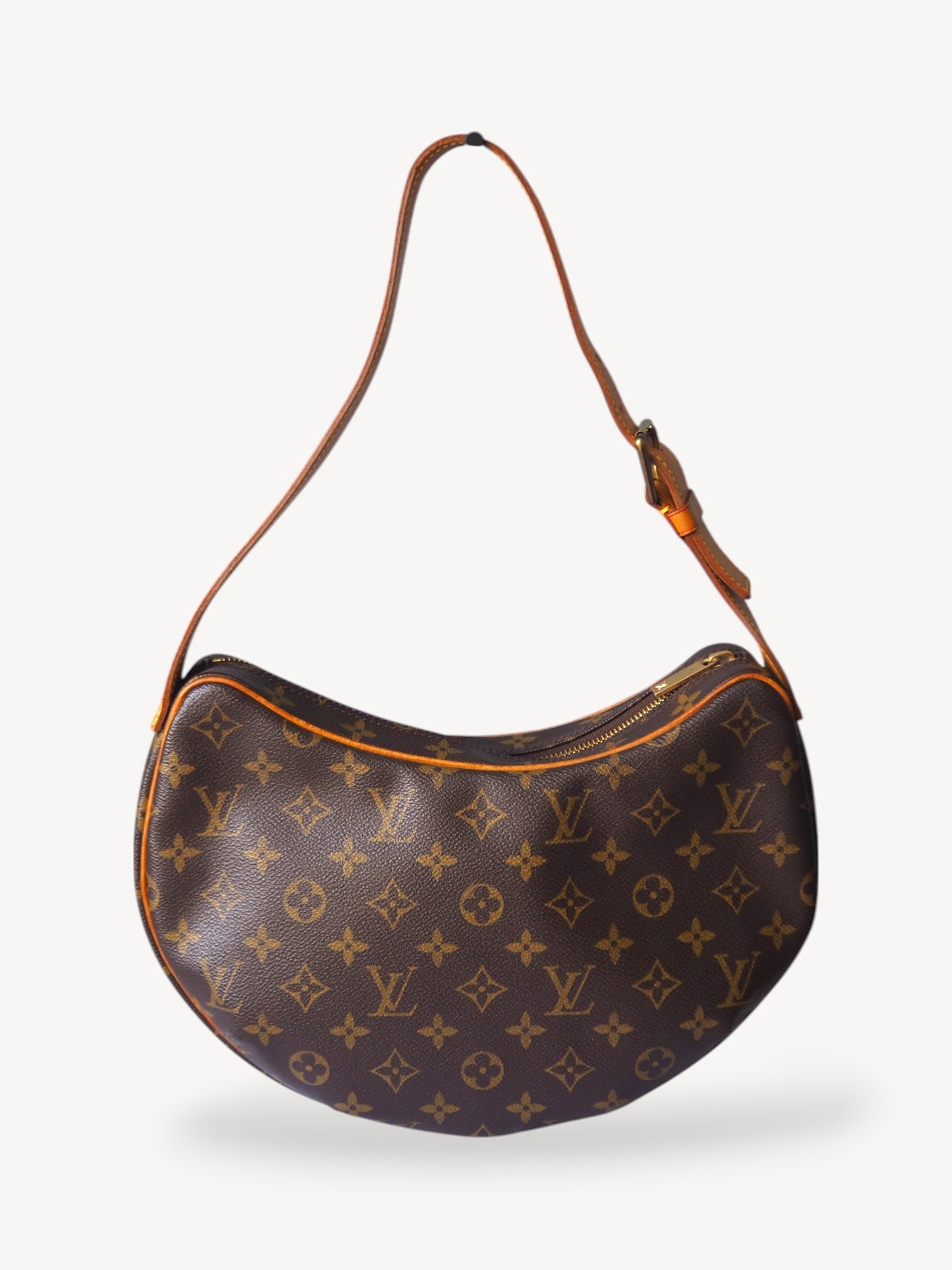 LOUIS VUITTON CROISSANT MM