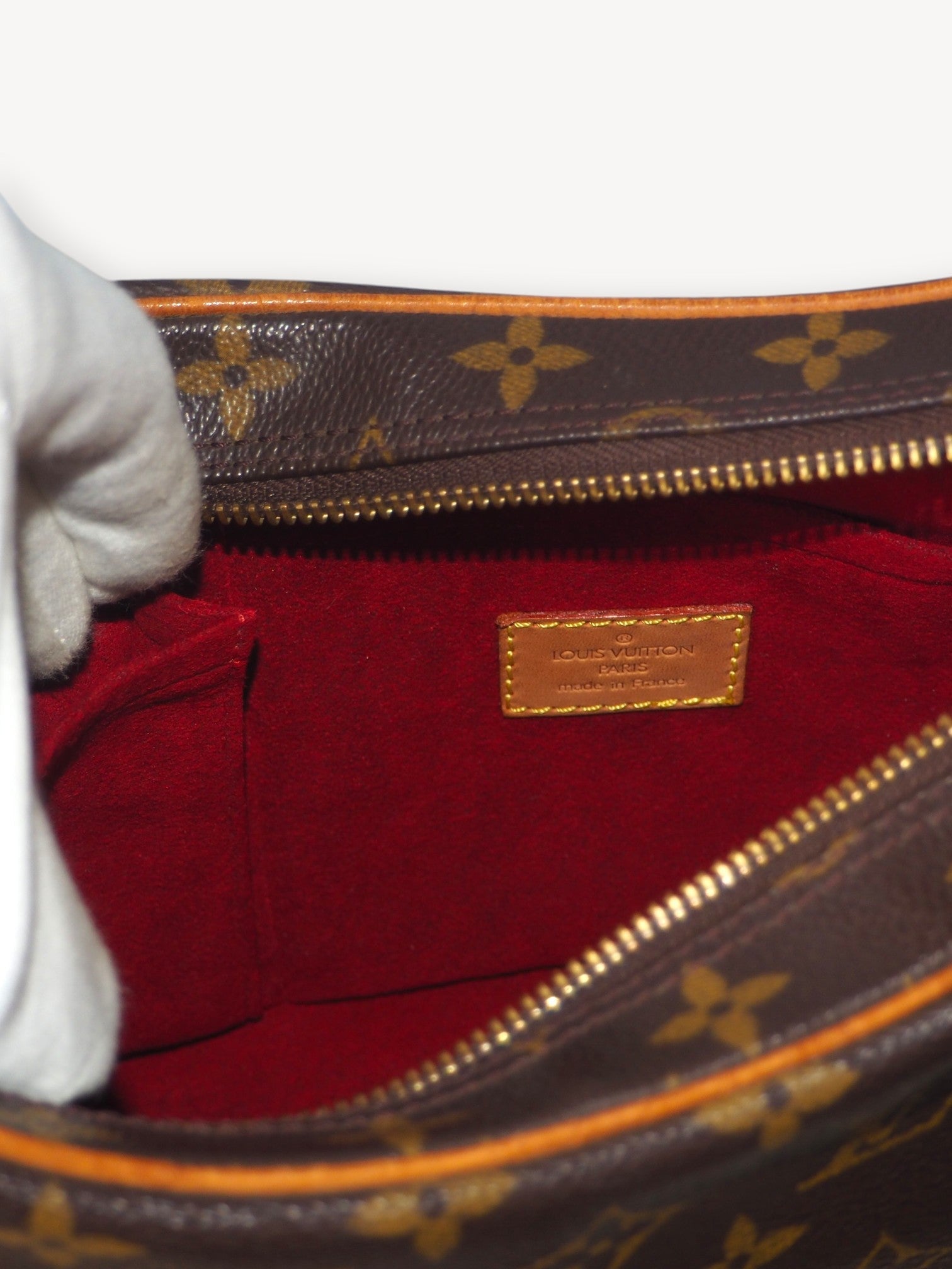 LOUIS VUITTON CROISSANT MM