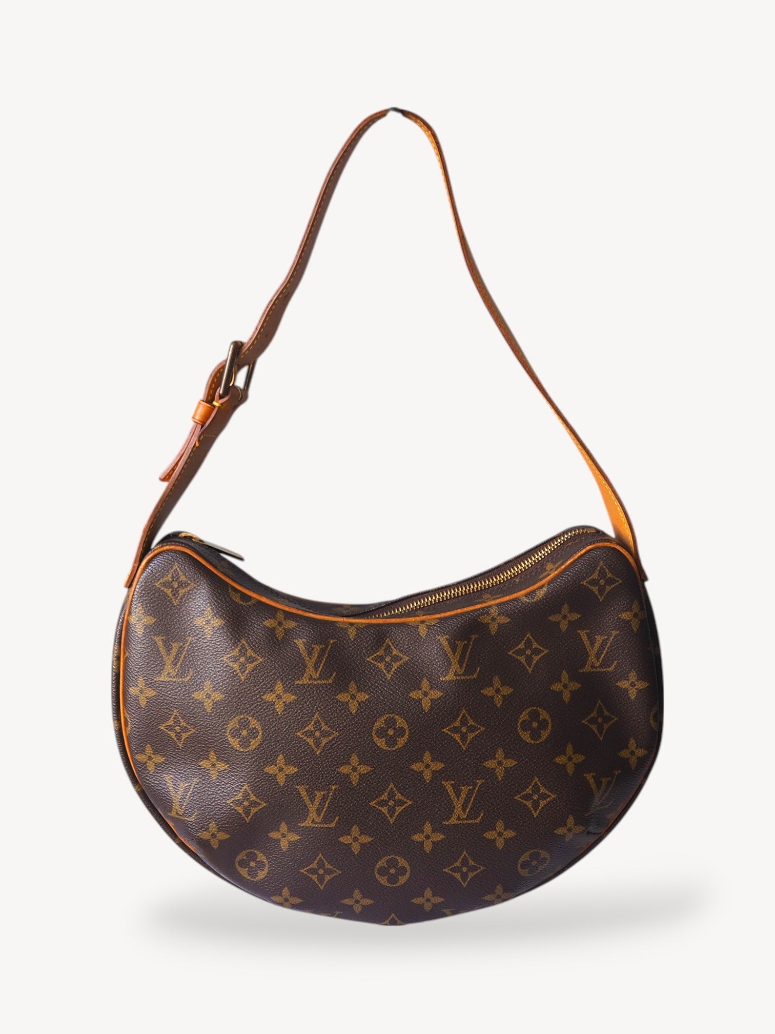 LOUIS VUITTON CROISSANT MM