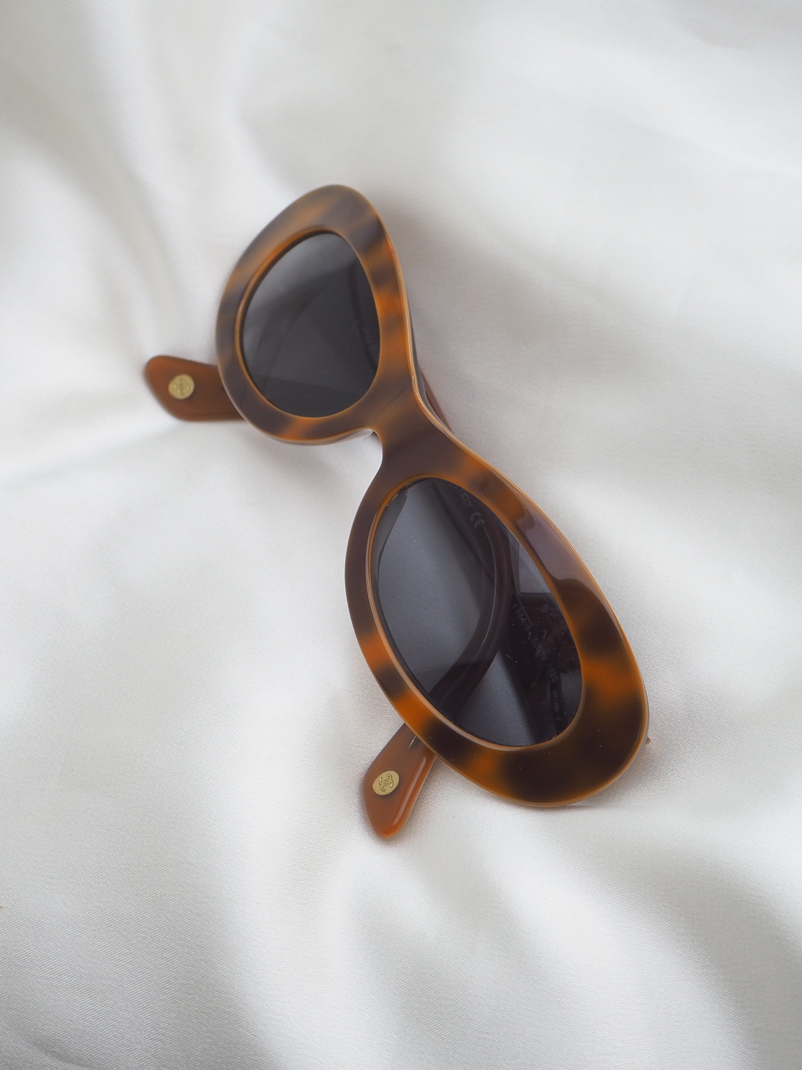 CHANEL 5007 OVAL SUNGLASSES