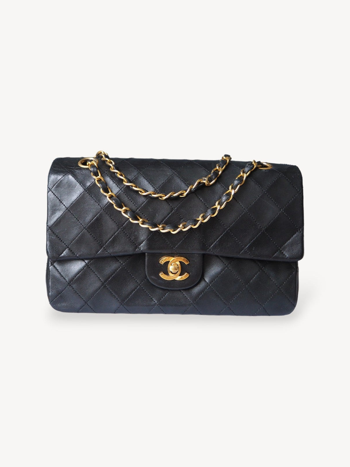 CHANEL CLASSIC DOUBLE FLAP BAG MEDIUM