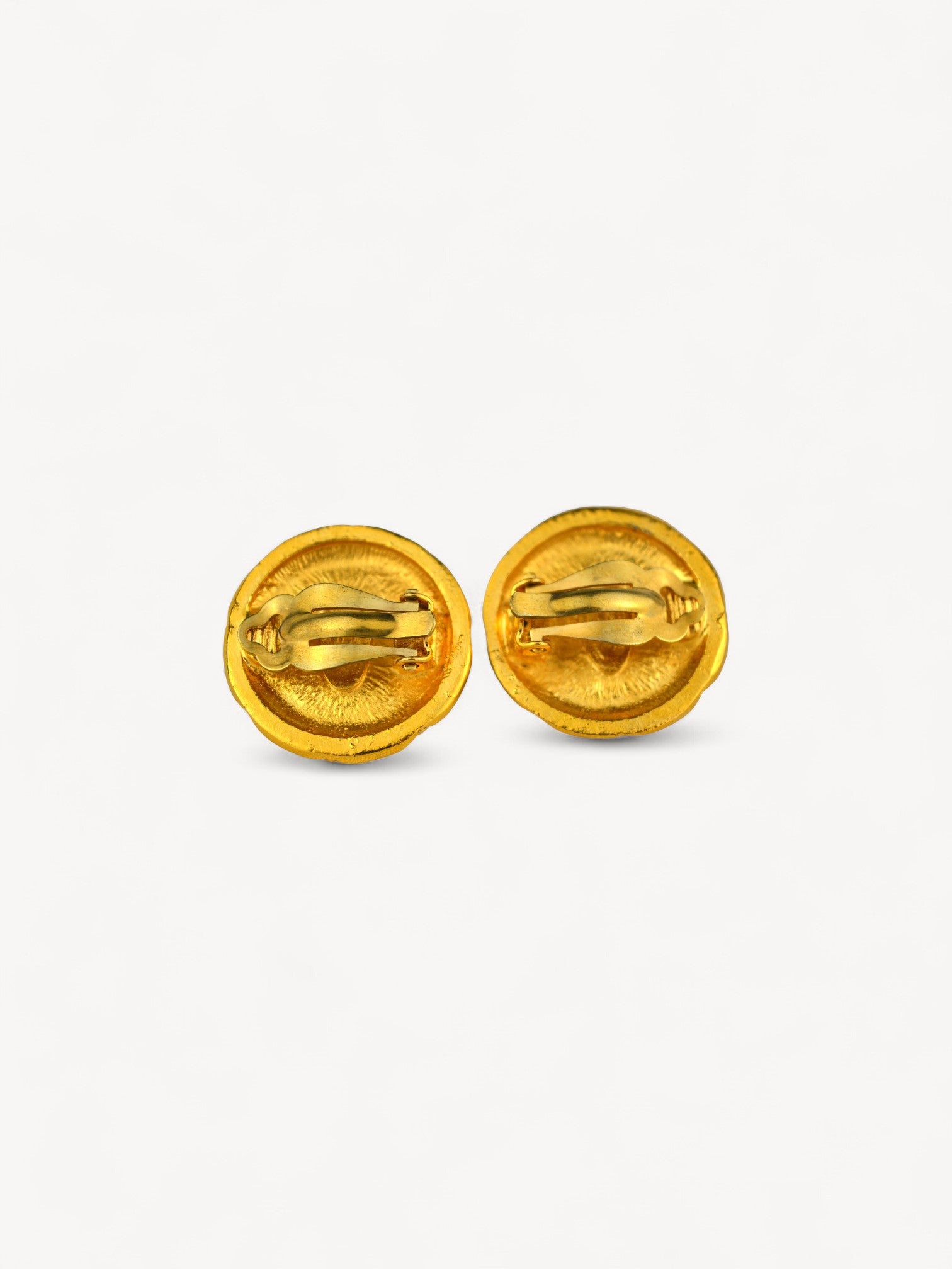 CHANEL CLIP-ON EARRINGS