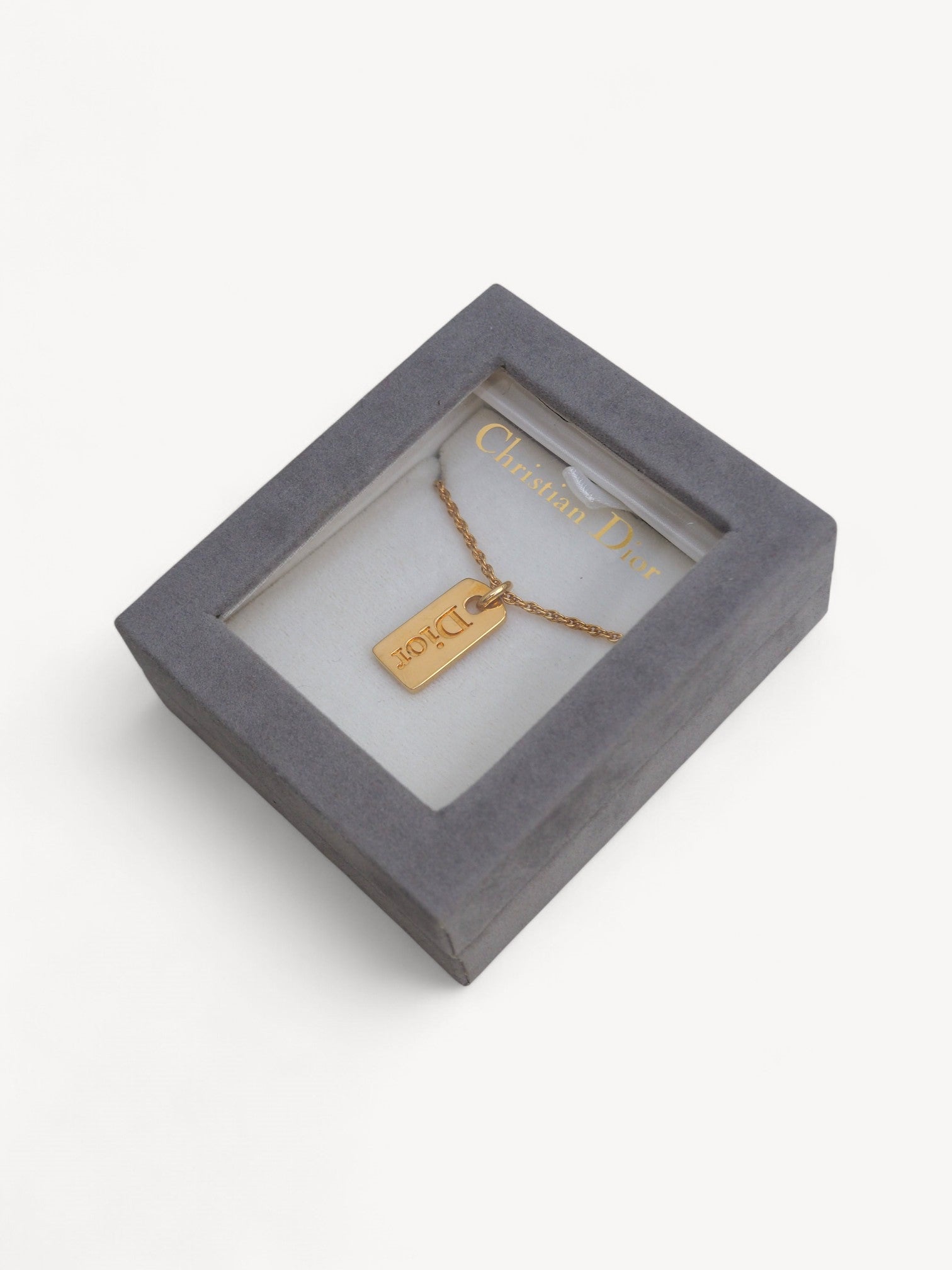 CHISTIAN DIOR NECKLACE