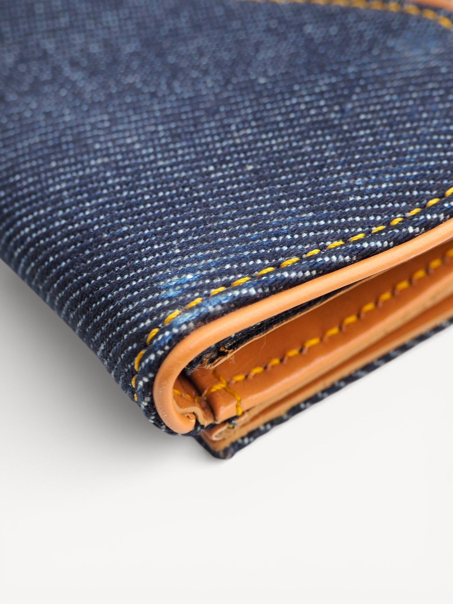 CHRISTIAN DIOR SADDLE WALLET