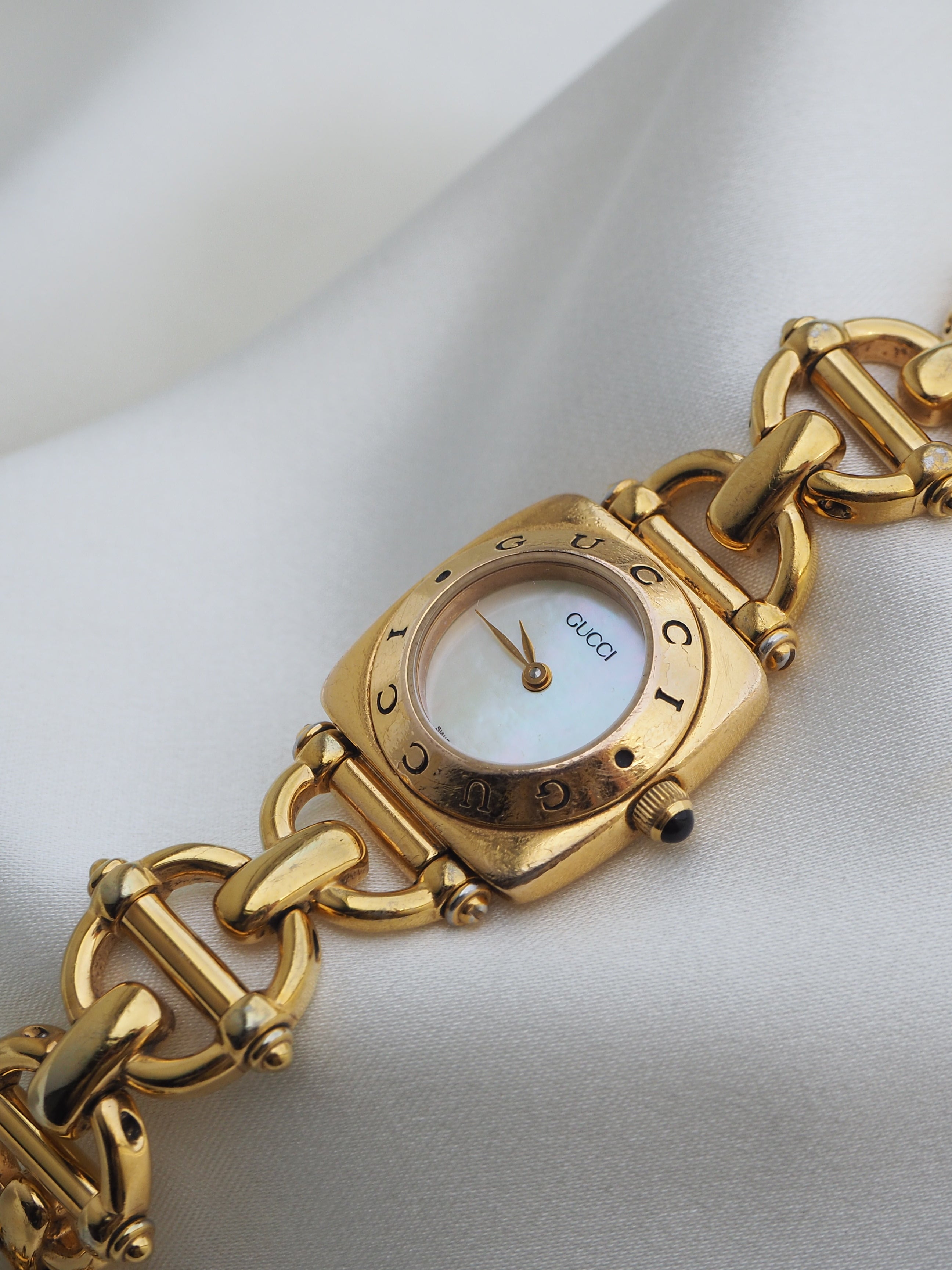 GUCCI 6400L WATCH