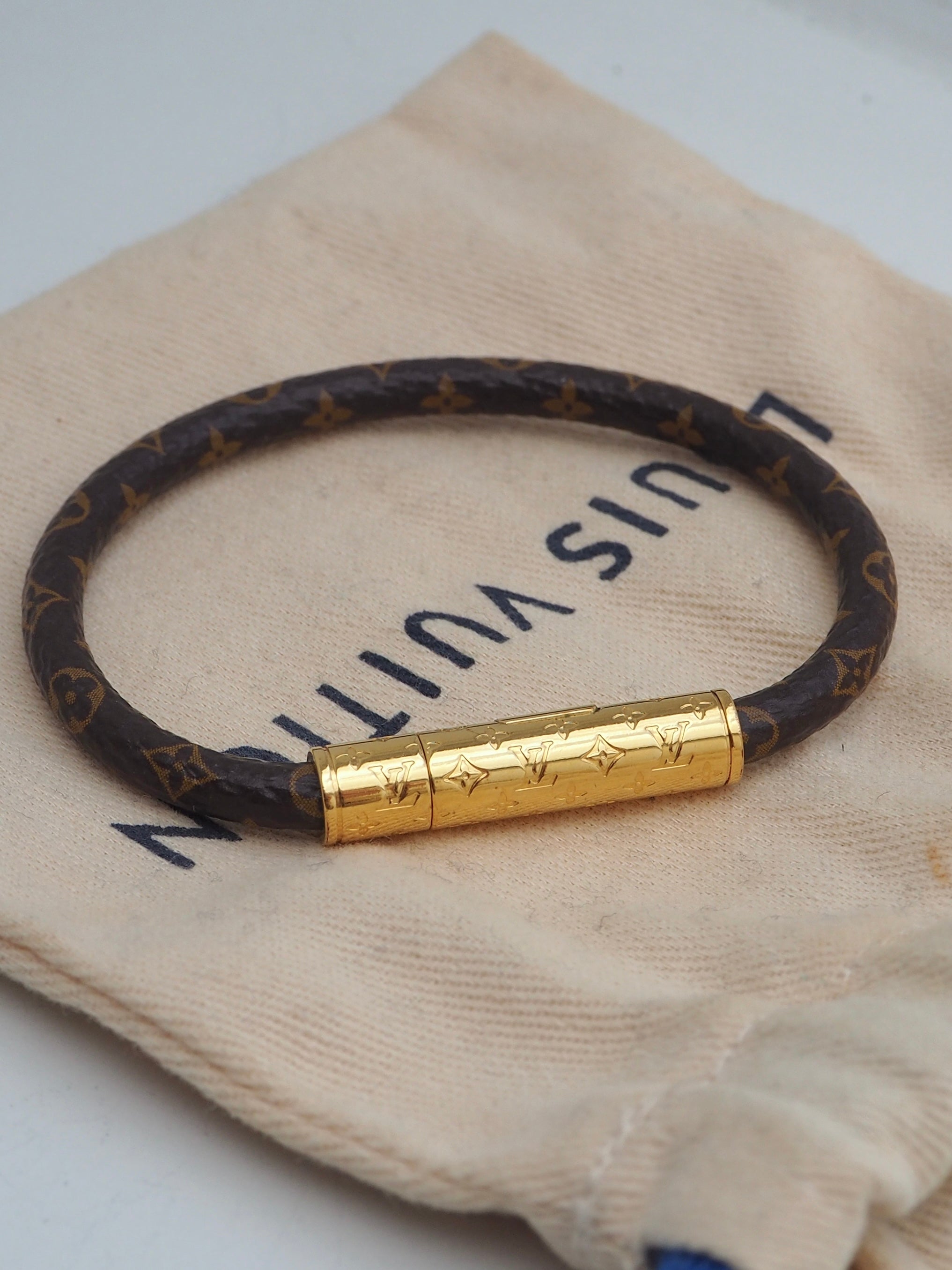 LOUIS VUITTON CONFIDENTIAL BRACELET