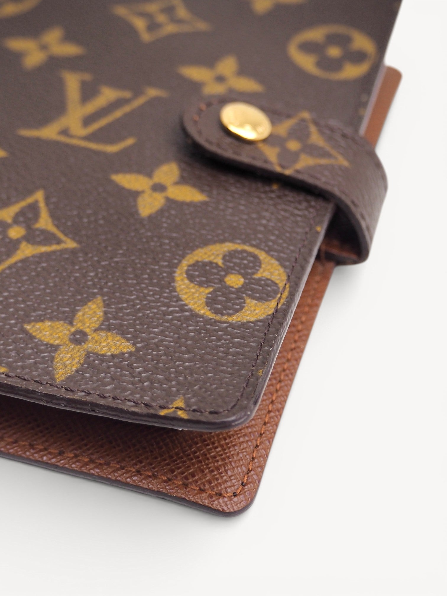 LOUIS VUITTON SMALL AGENDA COVER