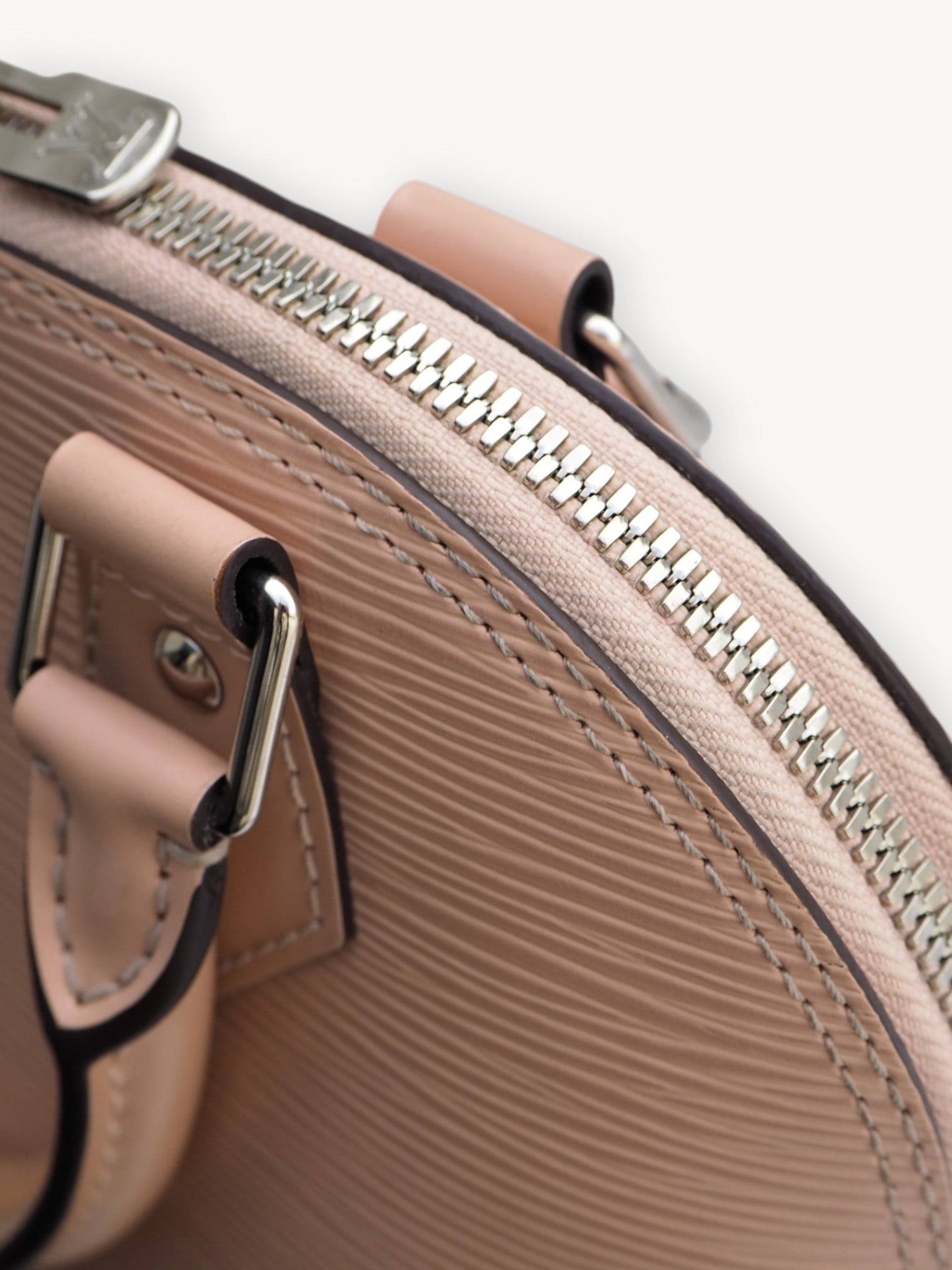 LOUIS VUITTON ALMA BB MAGNOLIA EPI LEATHER