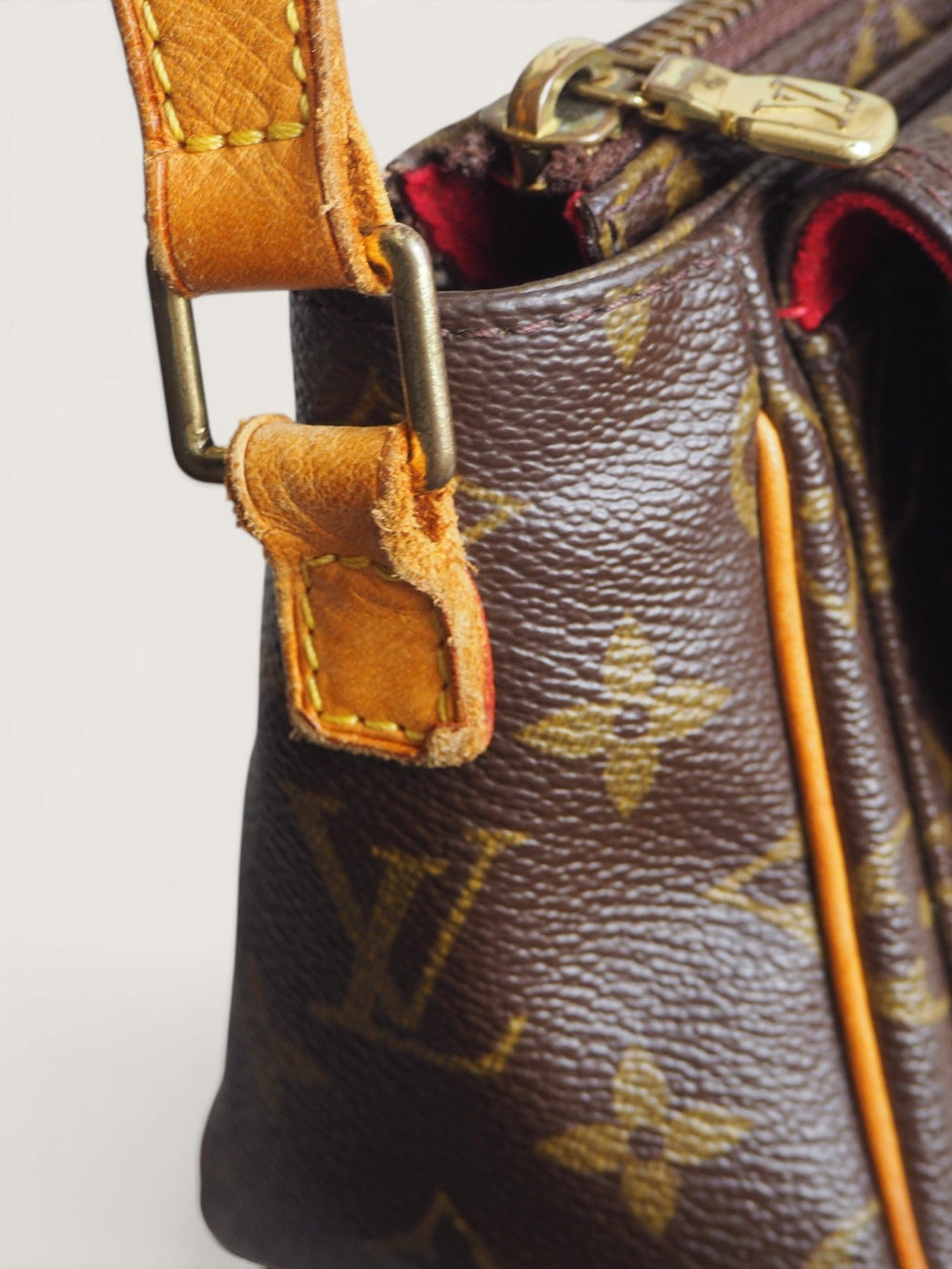 LOUIS VUITTON VIVA CITE PM