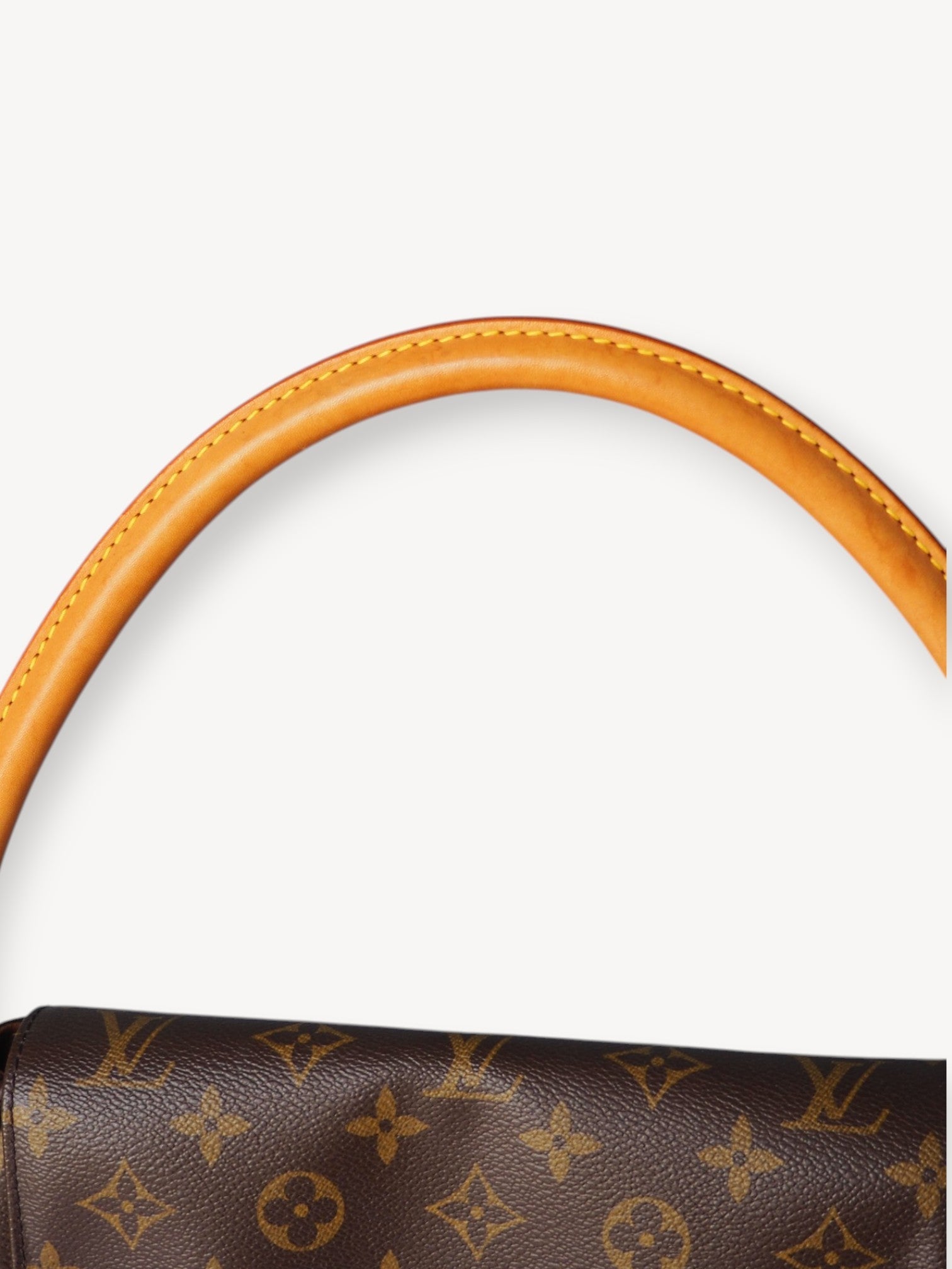 LOUIS VUITTON LOOPING PM SHOULDER BAG