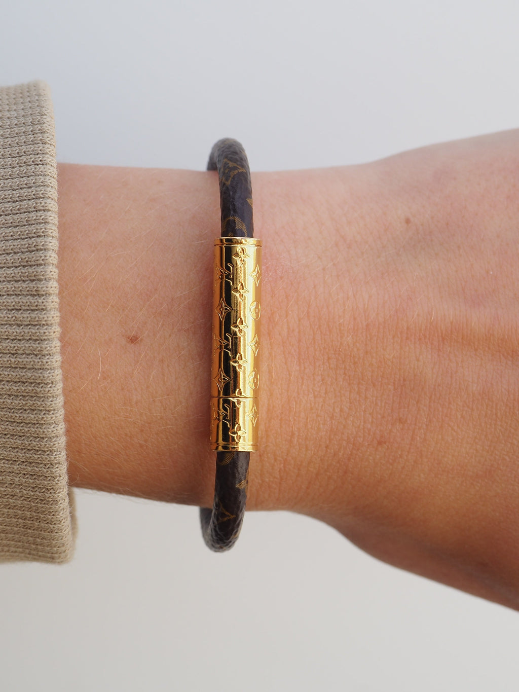 LOUIS VUITTON CONFIDENTIAL BRACELET