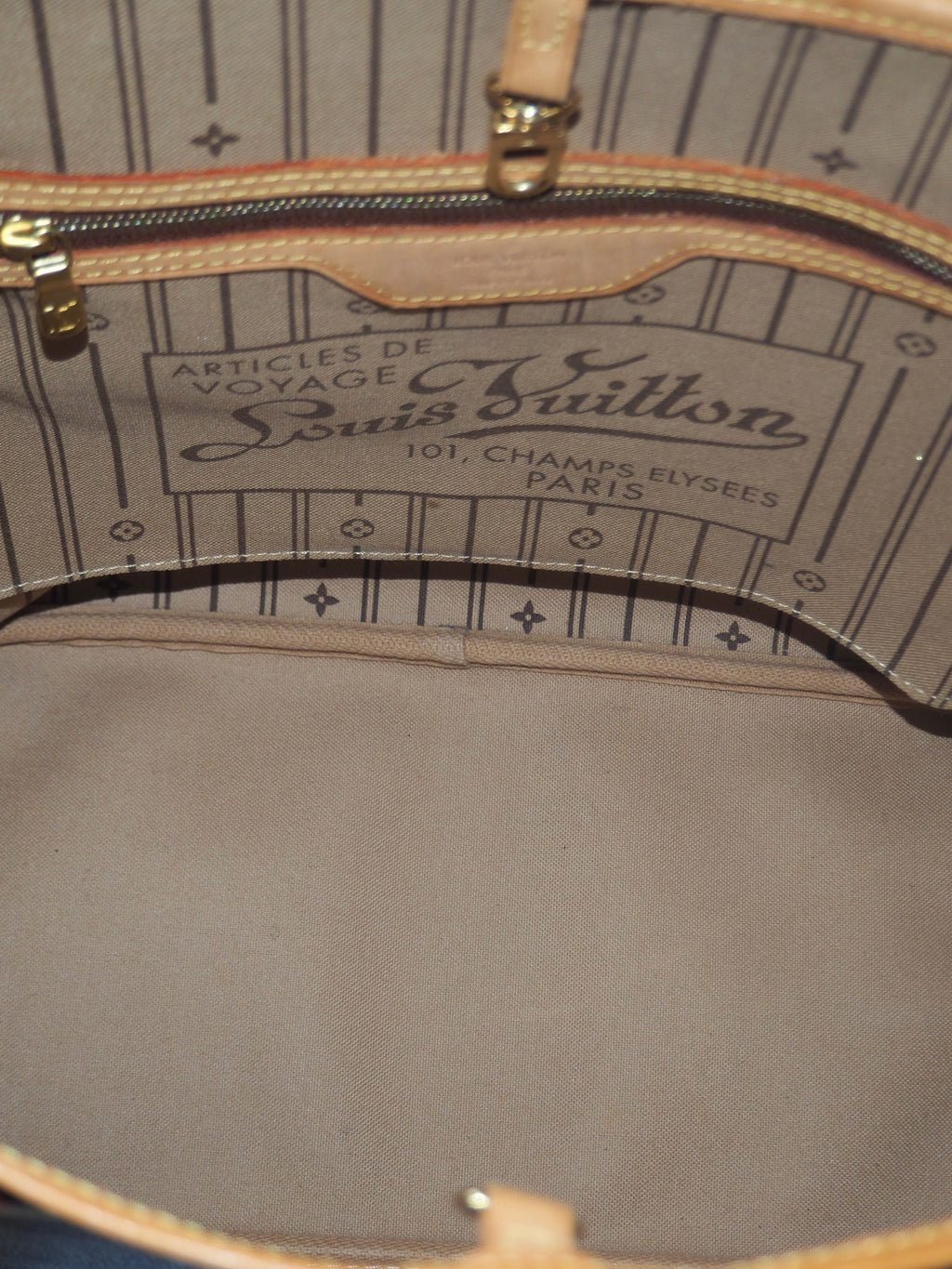 LOUIS VUITTON NEVERFULL MM MONOGRAM CANVAS