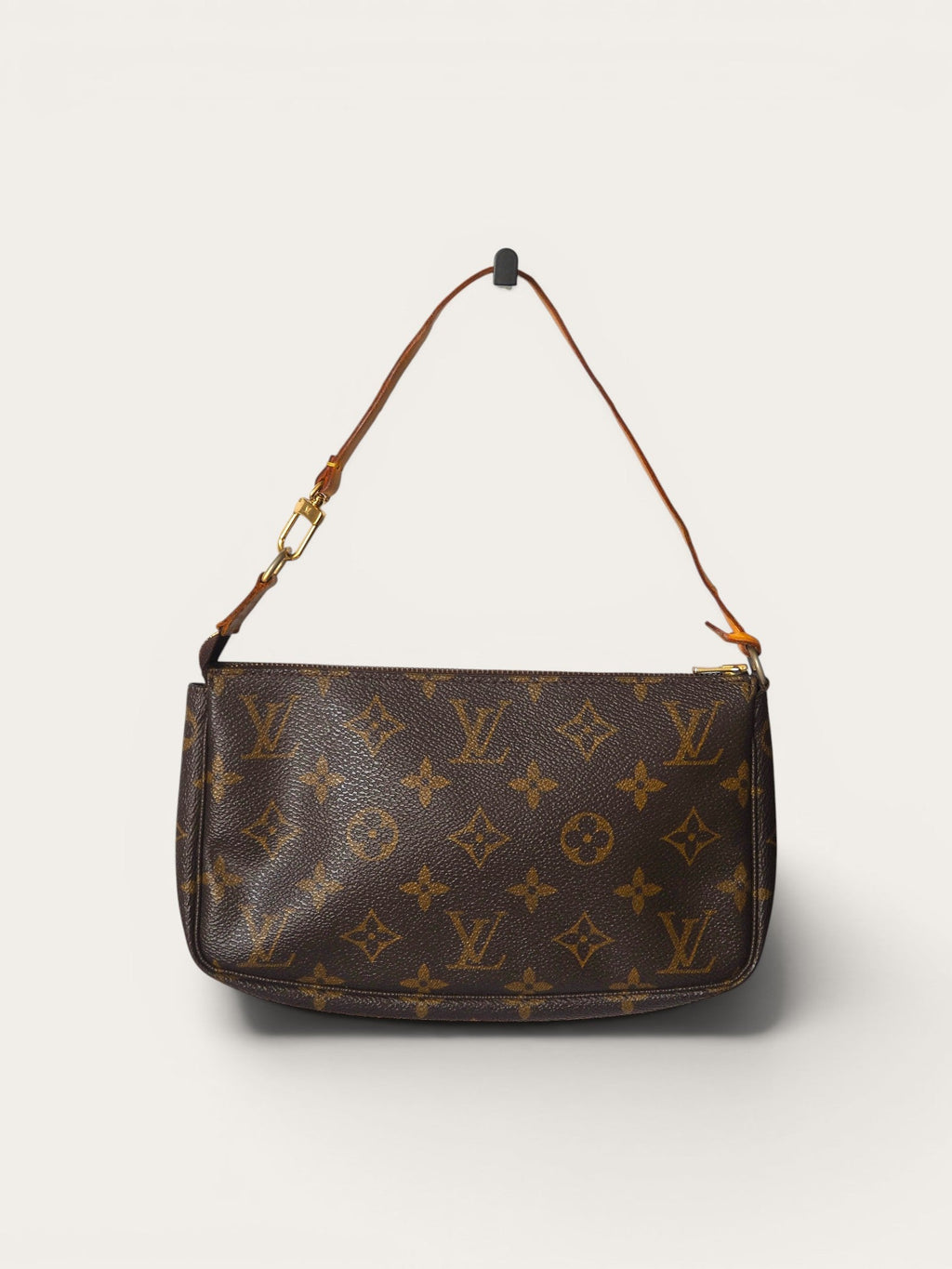 LOUIS VUITTON POCHETTE ACCESSOIRES