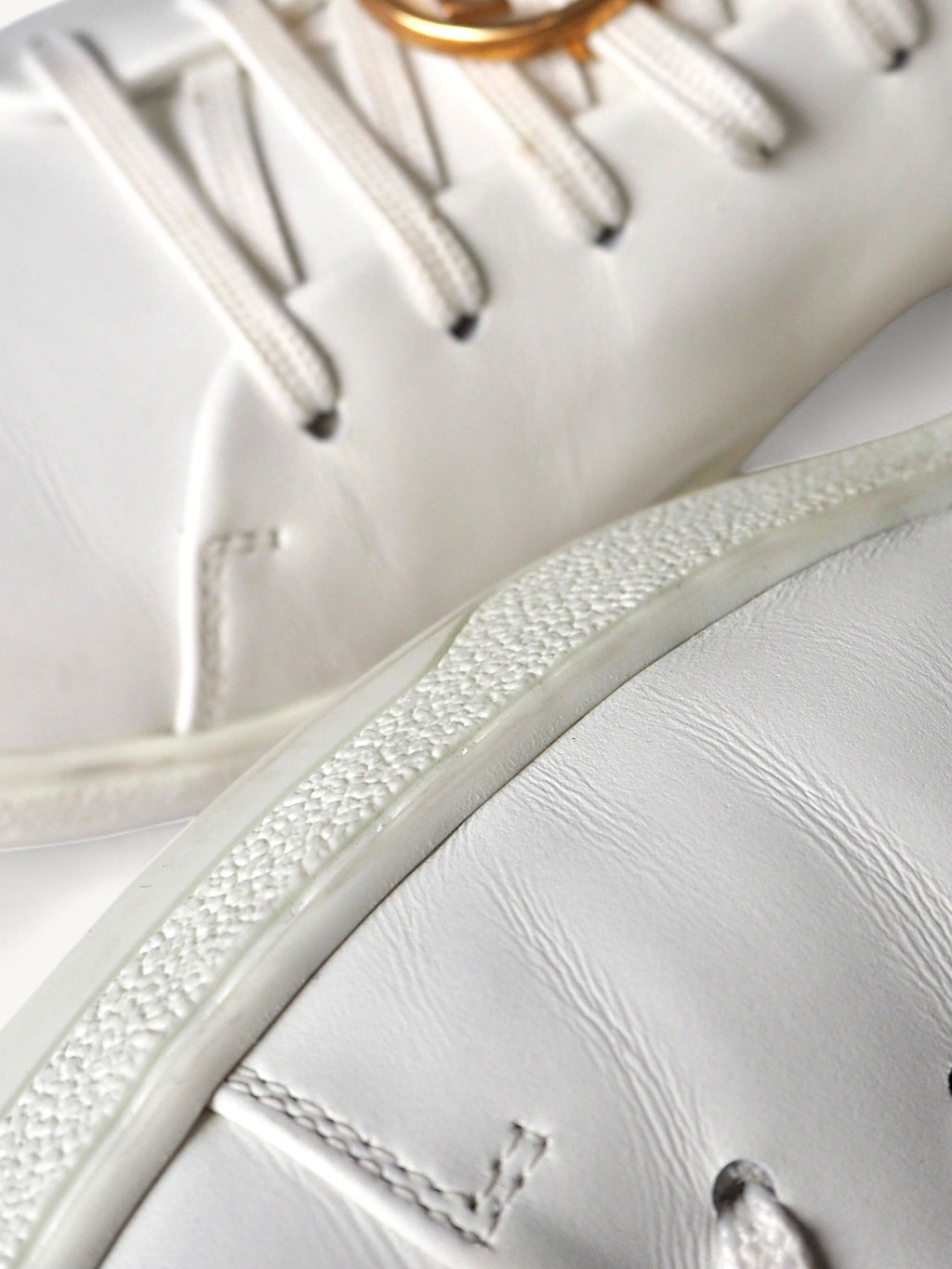 LOUIS VUITTON FRONTROW SNEAKERS 39