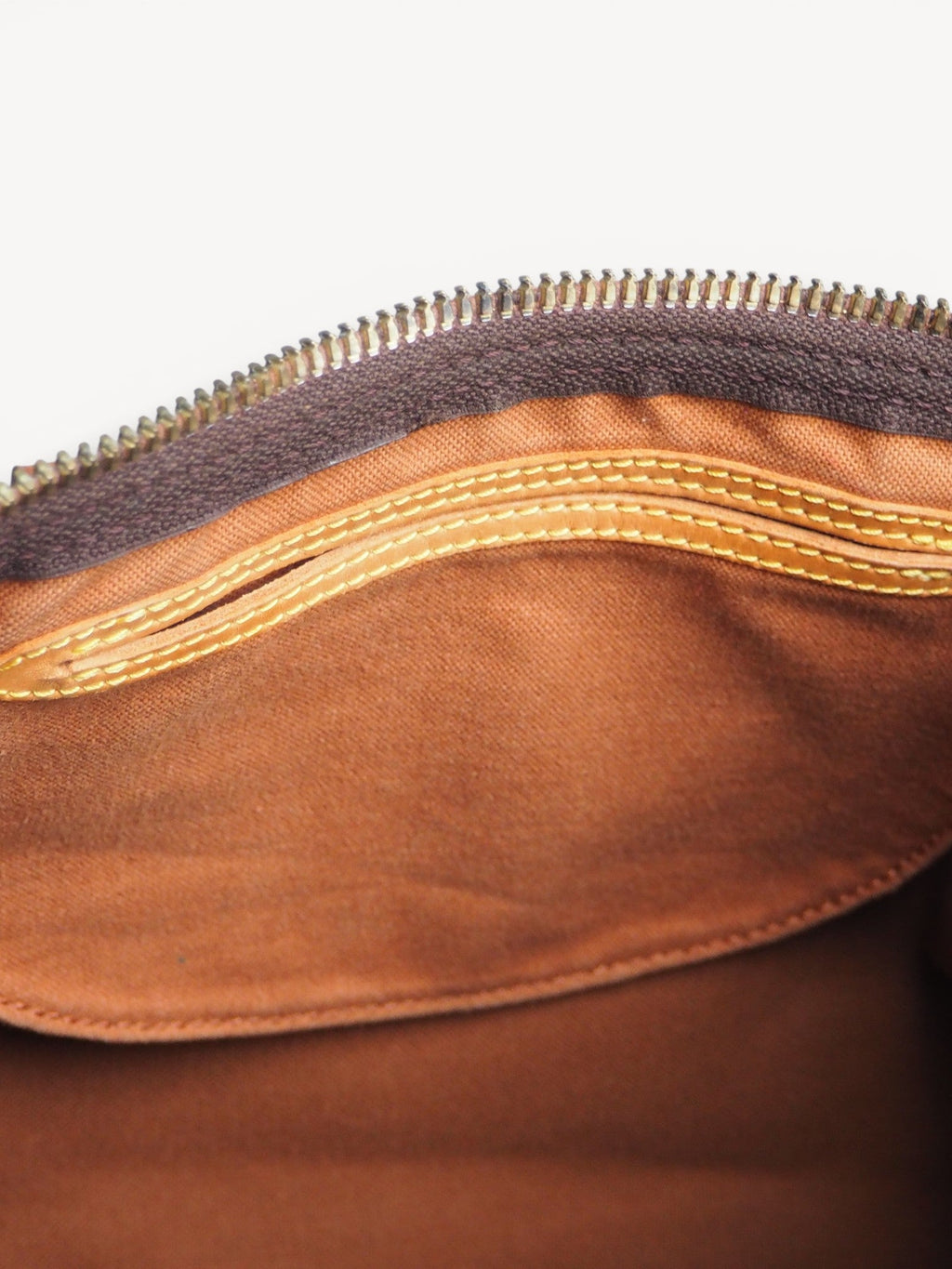 LOUIS VUITTON SPEEDY 40