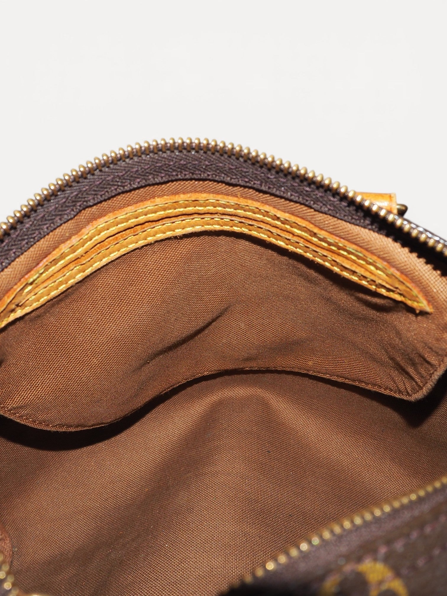 LOUIS VUITTON SPEEDY 25