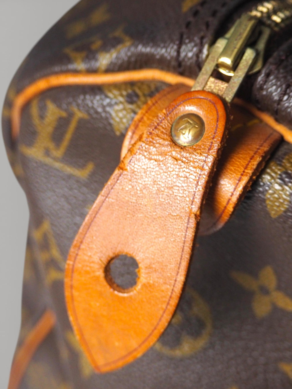 LOUIS VUITTON SPEEDY 40