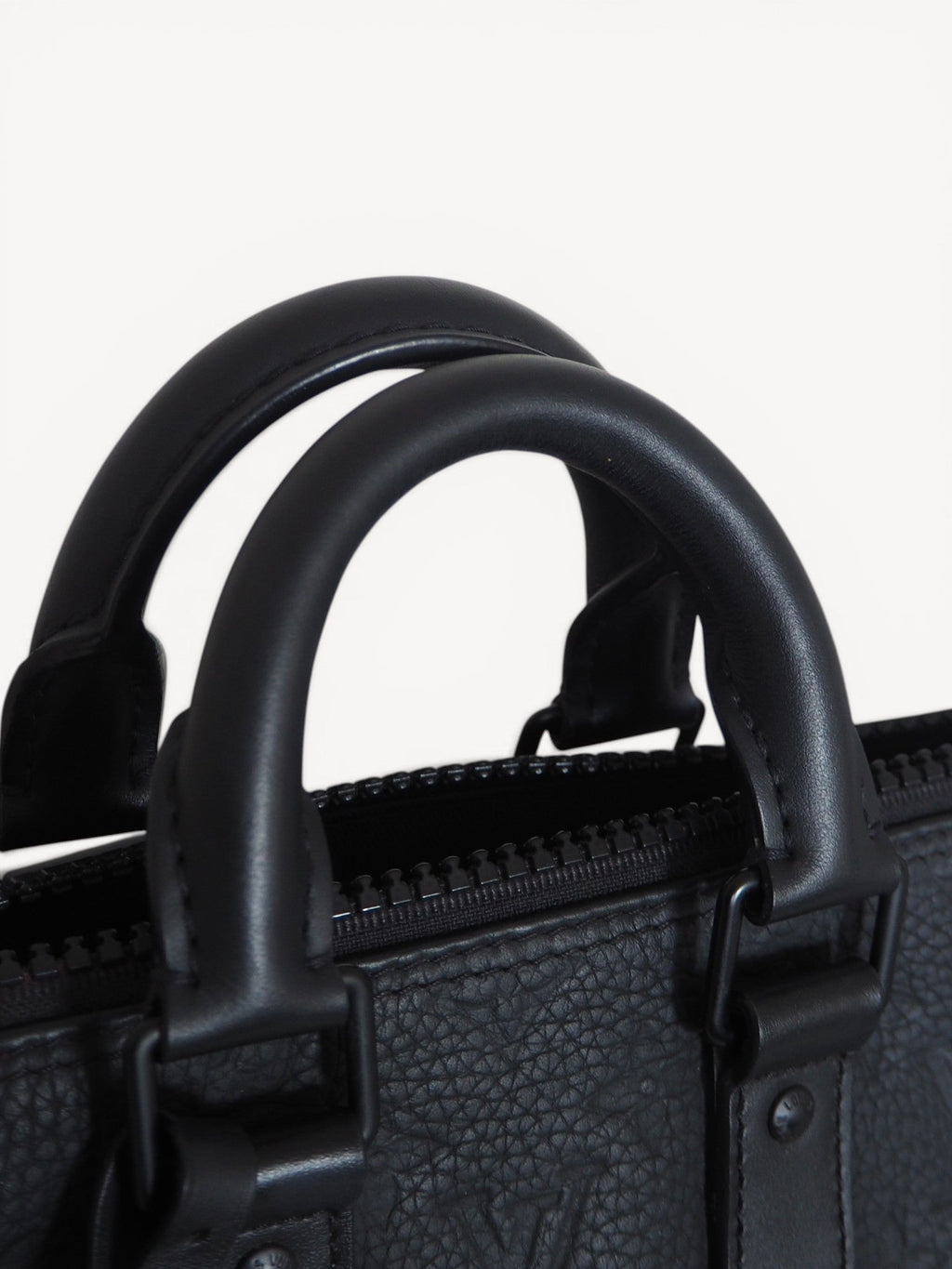 LOUIS VUITTON KEEPALL BANDOULIÈRE 25