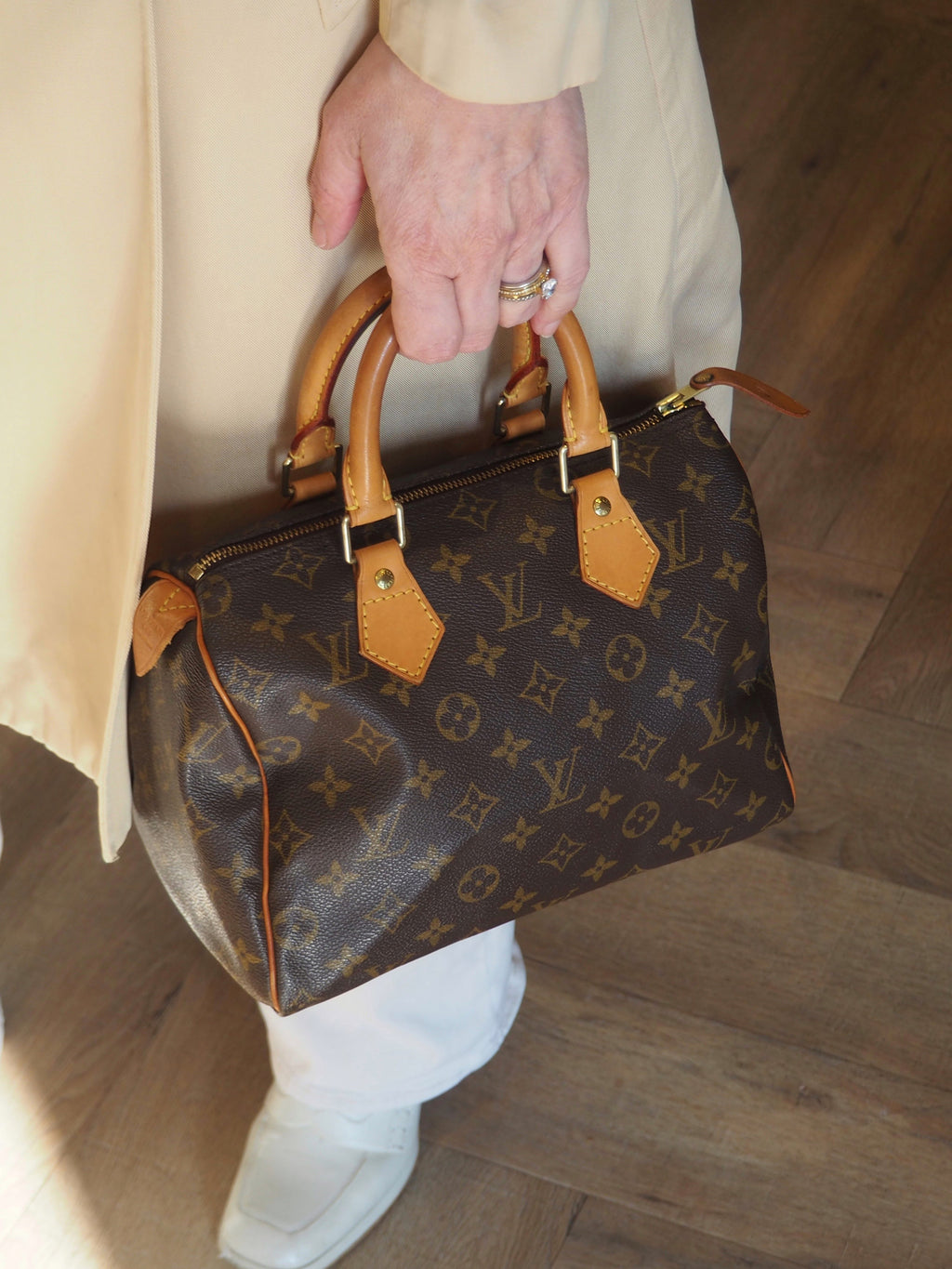 LOUIS VUITTON SPEEDY 25 MONOGRAM