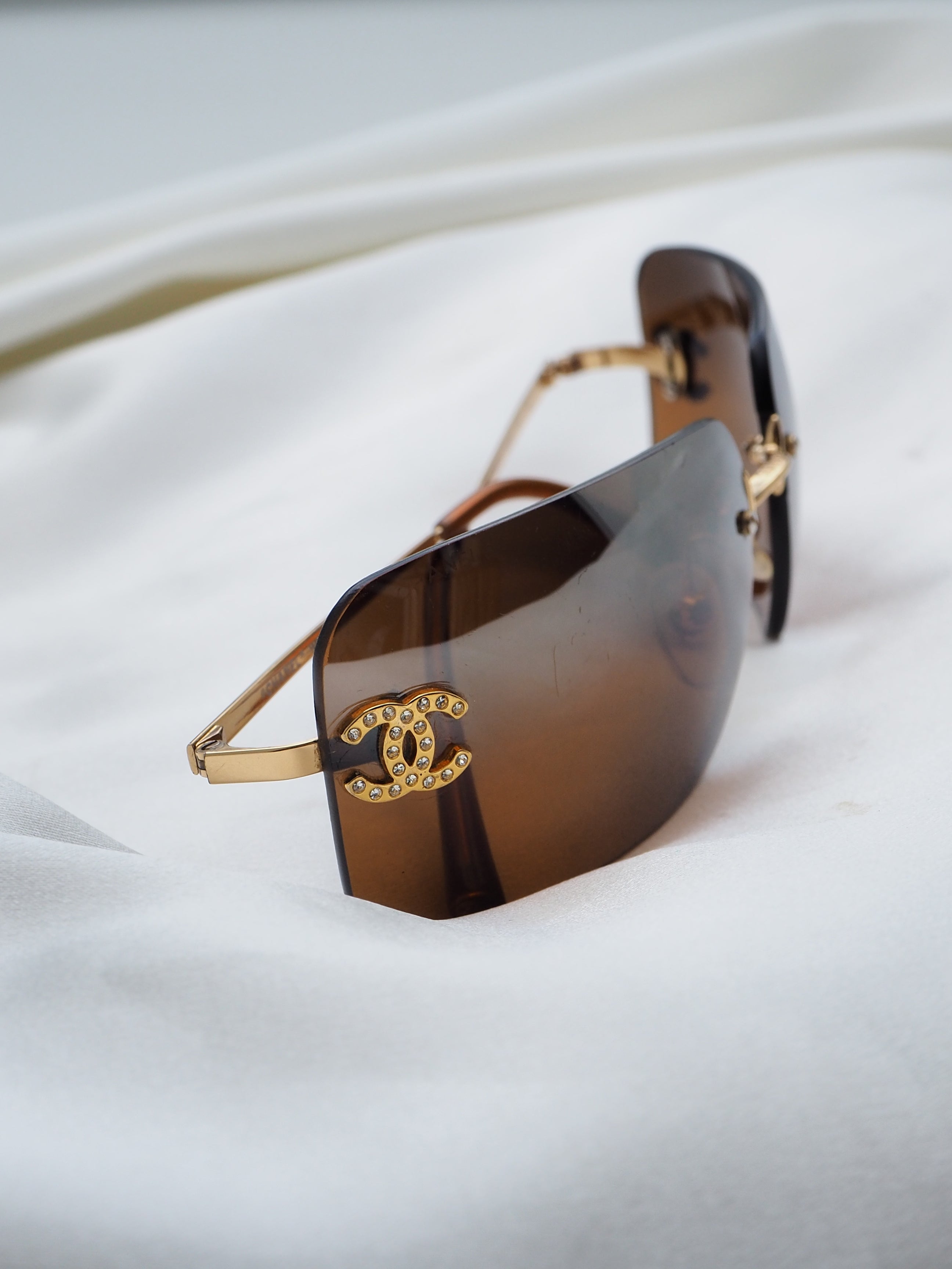 CHANEL 4017-D CRYSTAL CC LOGO RIMLESS SUNGLASSES BROWN
