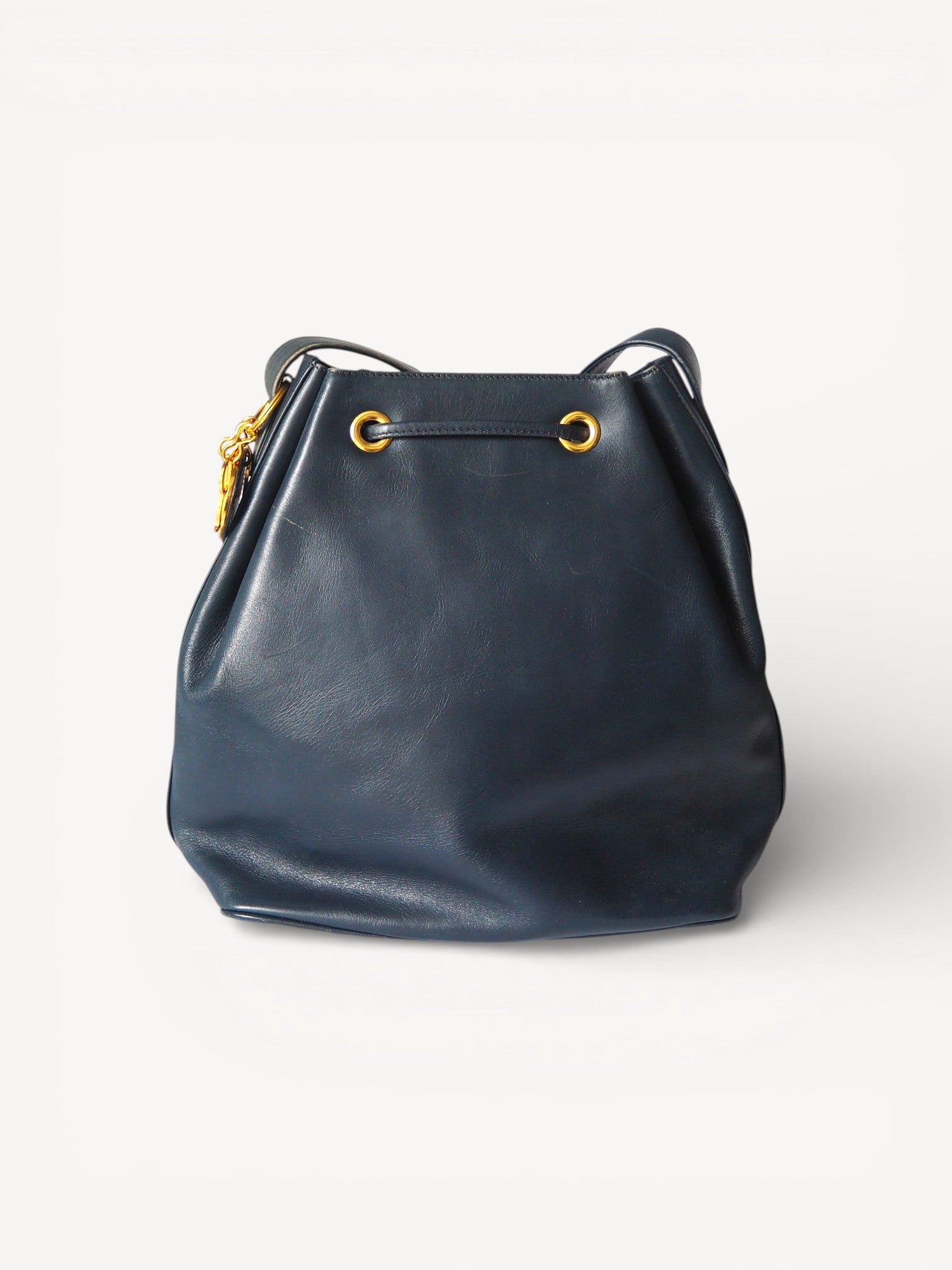 CHRISTIAN DIOR BUCKET BAG