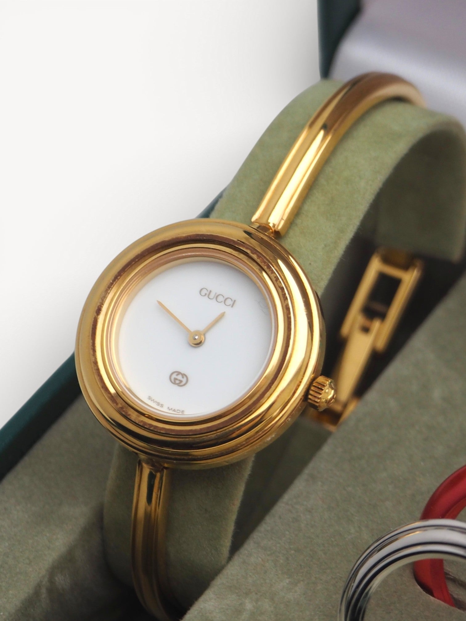 GUCCI INTERCHANGEABLE BEZEL WATCH