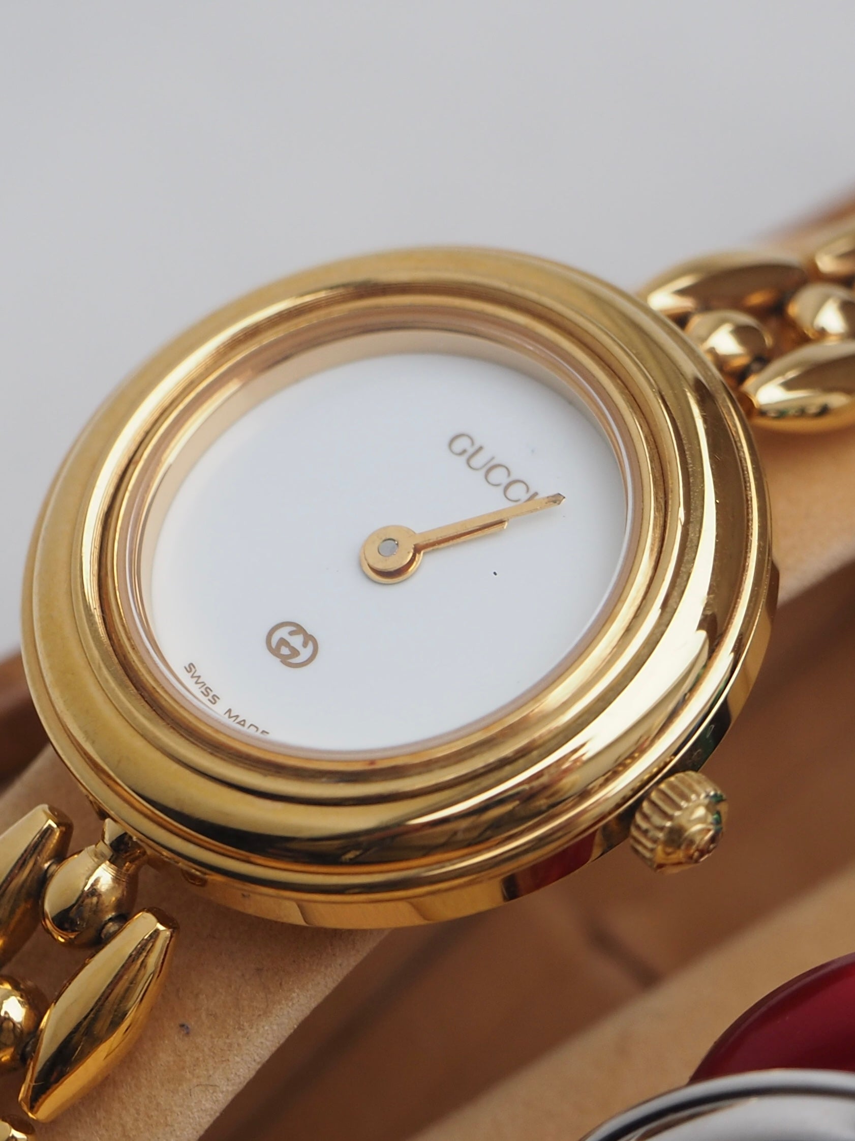 GUCCI INTERCHANGEABLE BEZEL WATCH