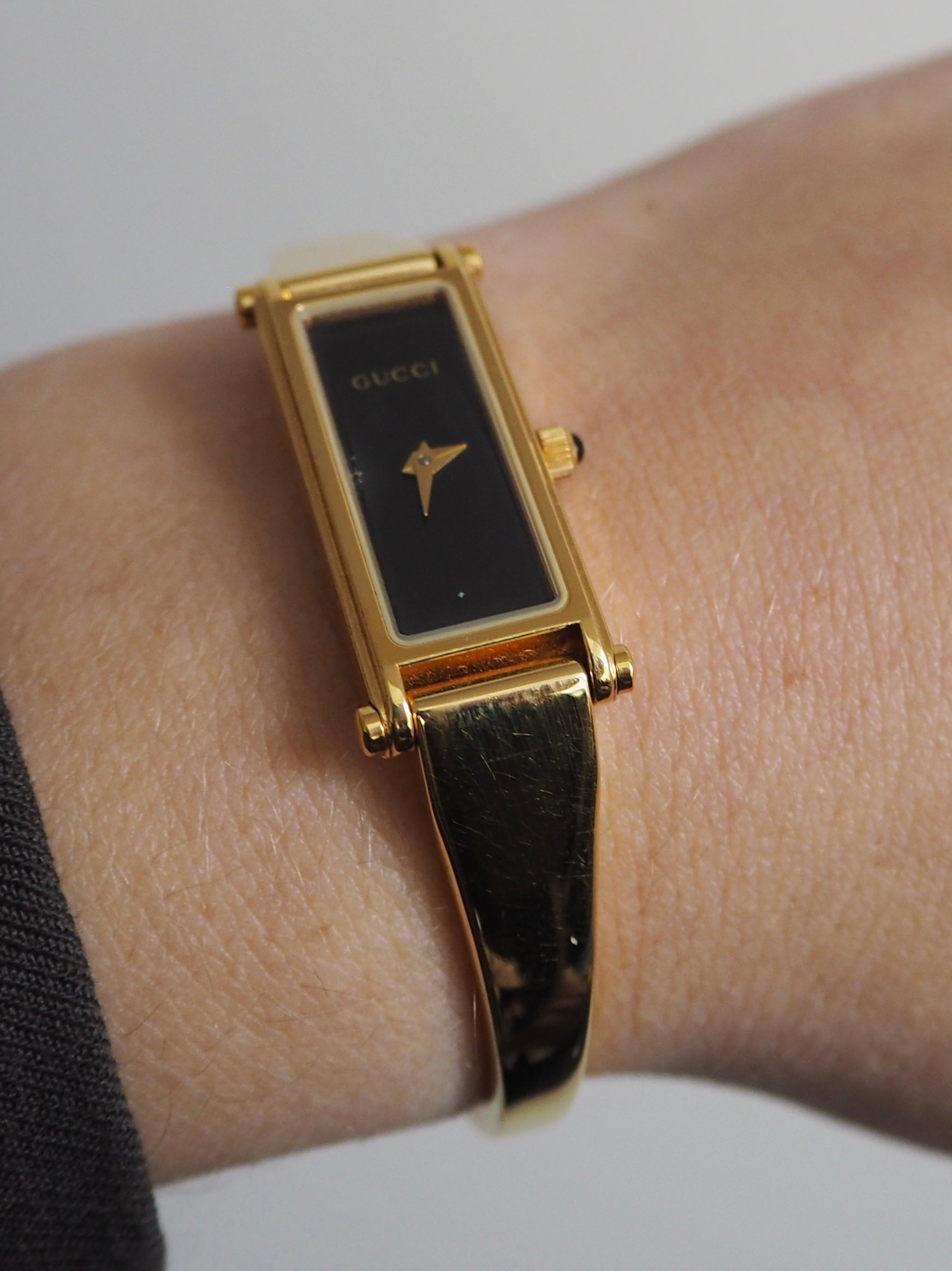 GUCCI 1500L HORSEBIT WATCH GOLD/BLACK